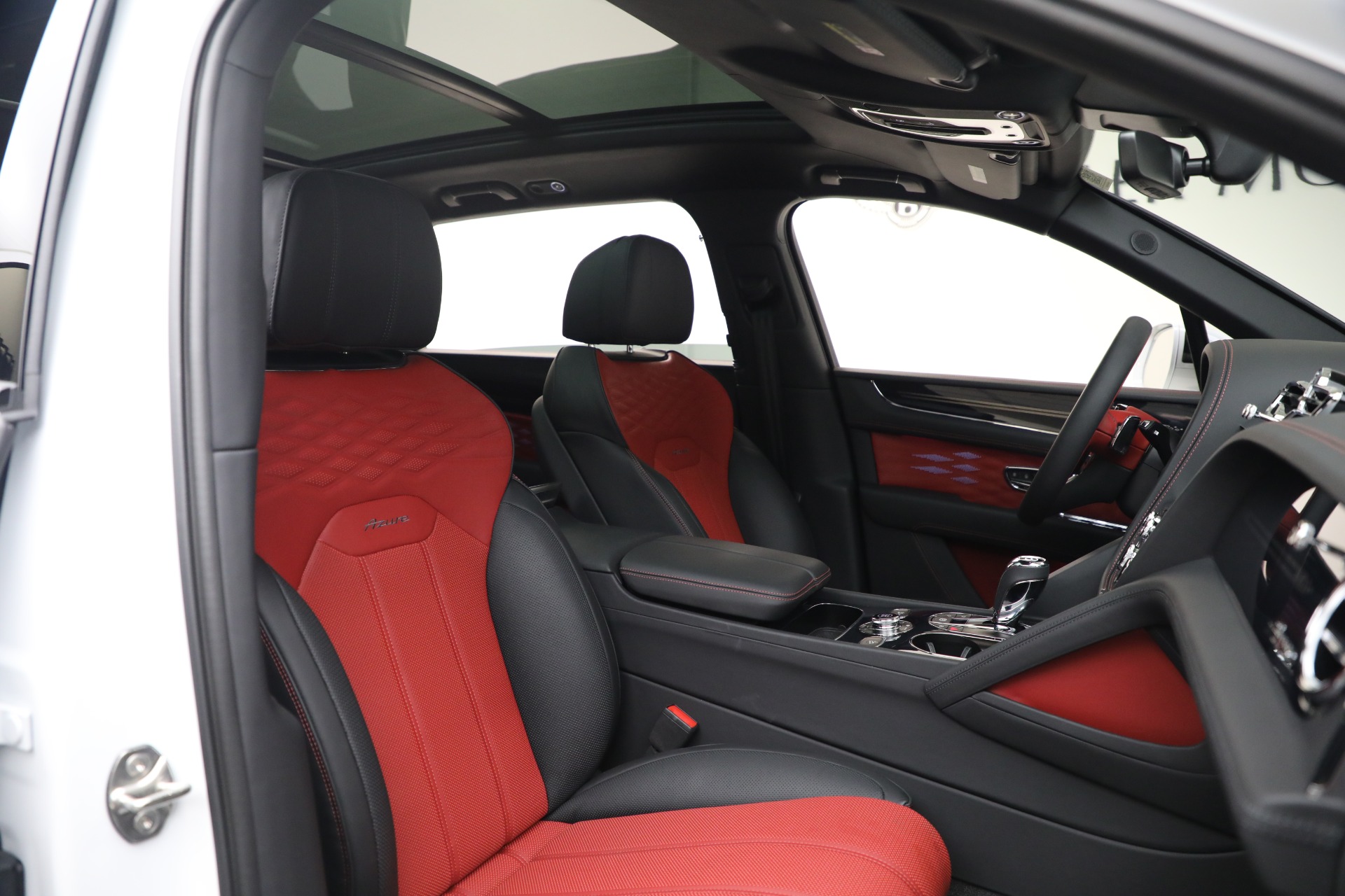 Used-2025-Bentley-Bentayga-EWB-Azure-V8