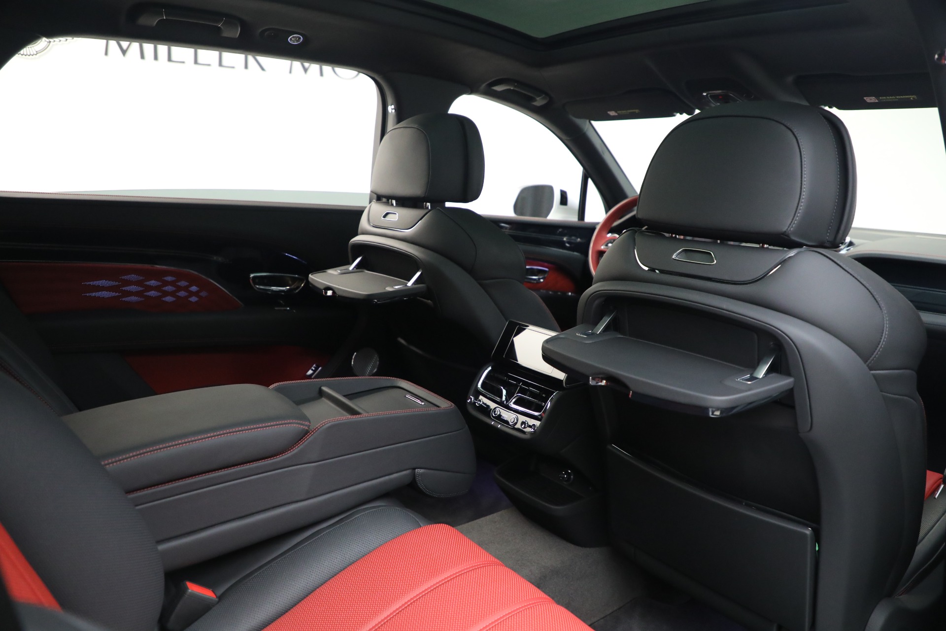 Used-2025-Bentley-Bentayga-EWB-Azure-V8