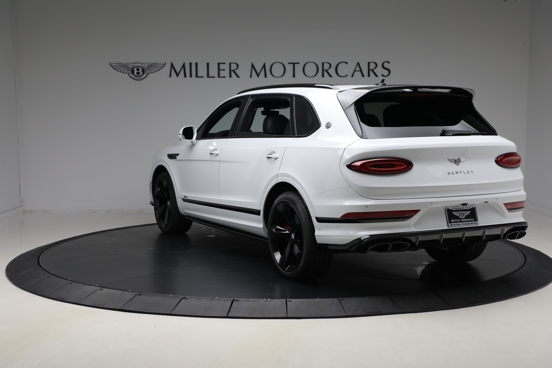 Used-2025-Bentley-Bentayga-EWB-Azure-V8