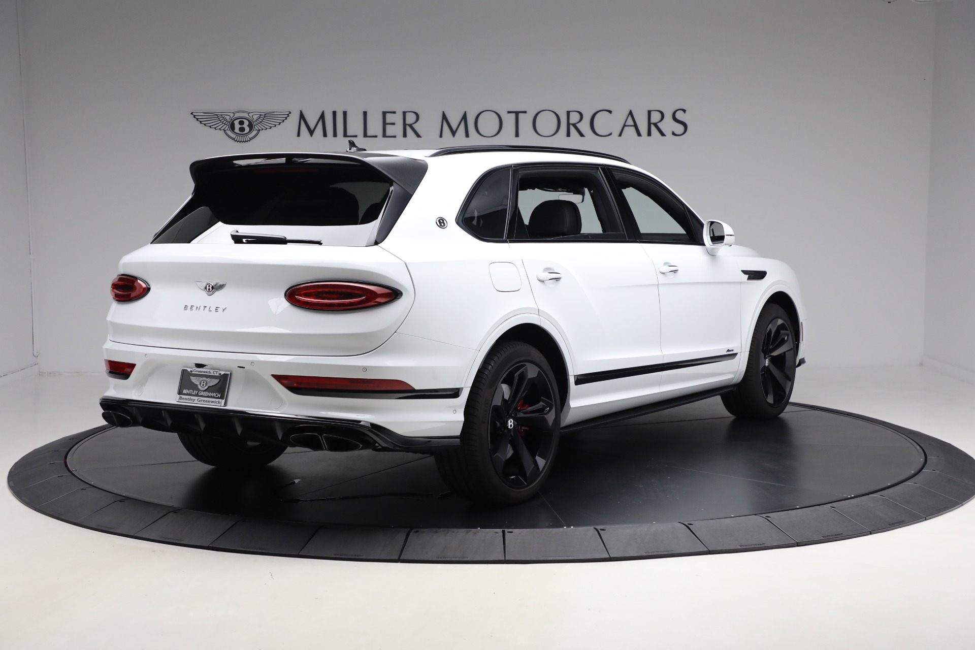 Used-2025-Bentley-Bentayga-EWB-Azure-V8