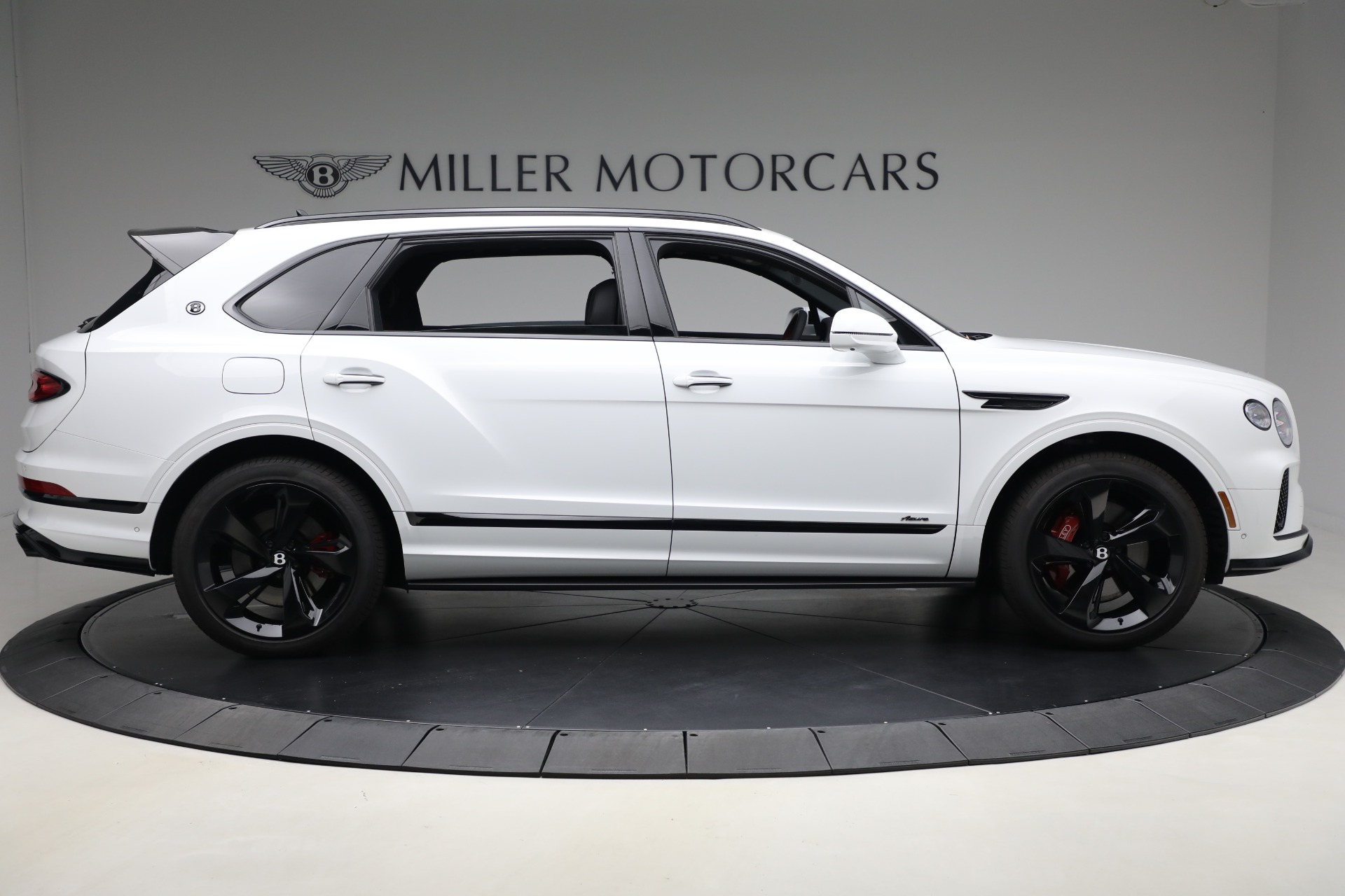 Used-2025-Bentley-Bentayga-EWB-Azure-V8