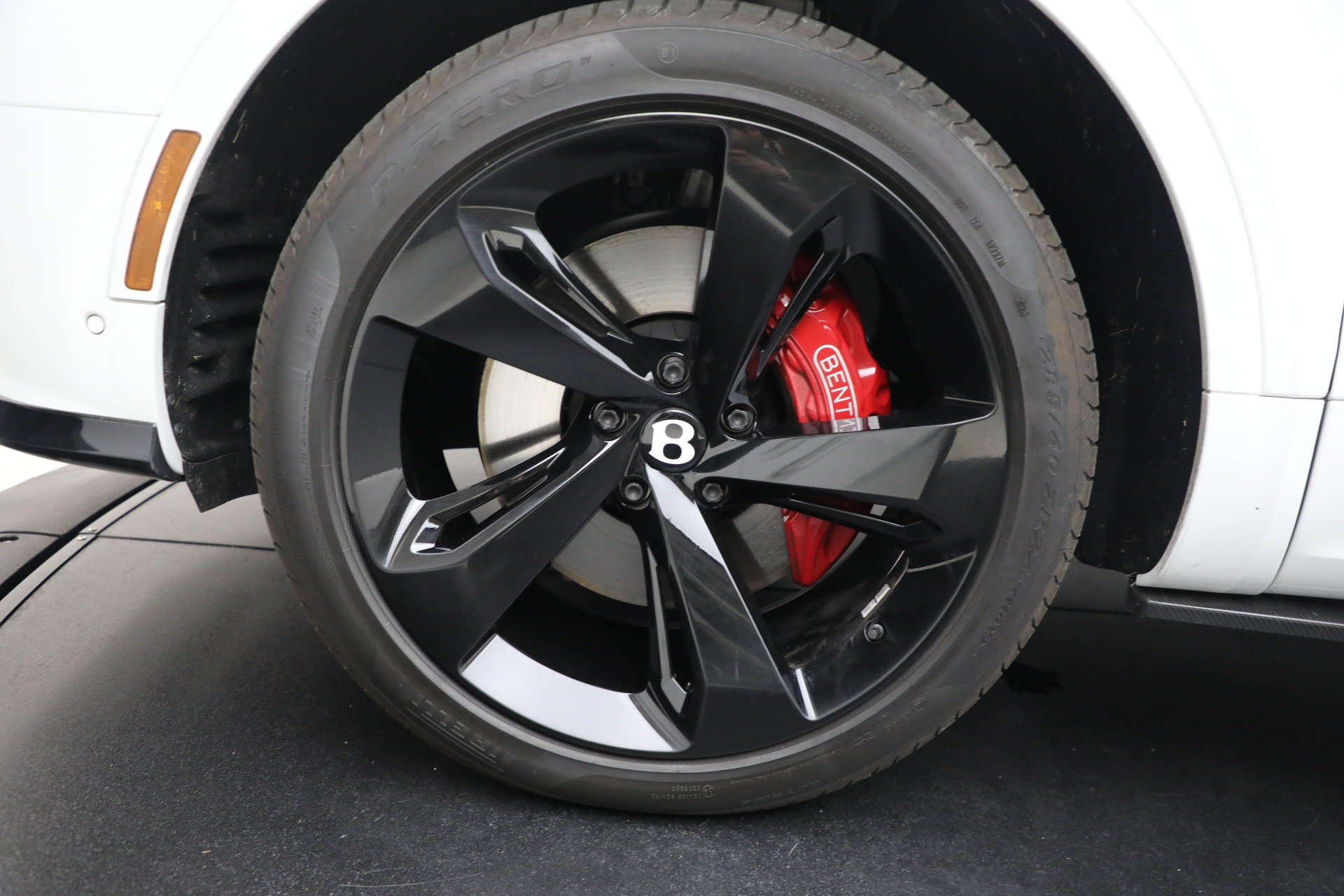 Used-2025-Bentley-Bentayga-EWB-Azure-V8