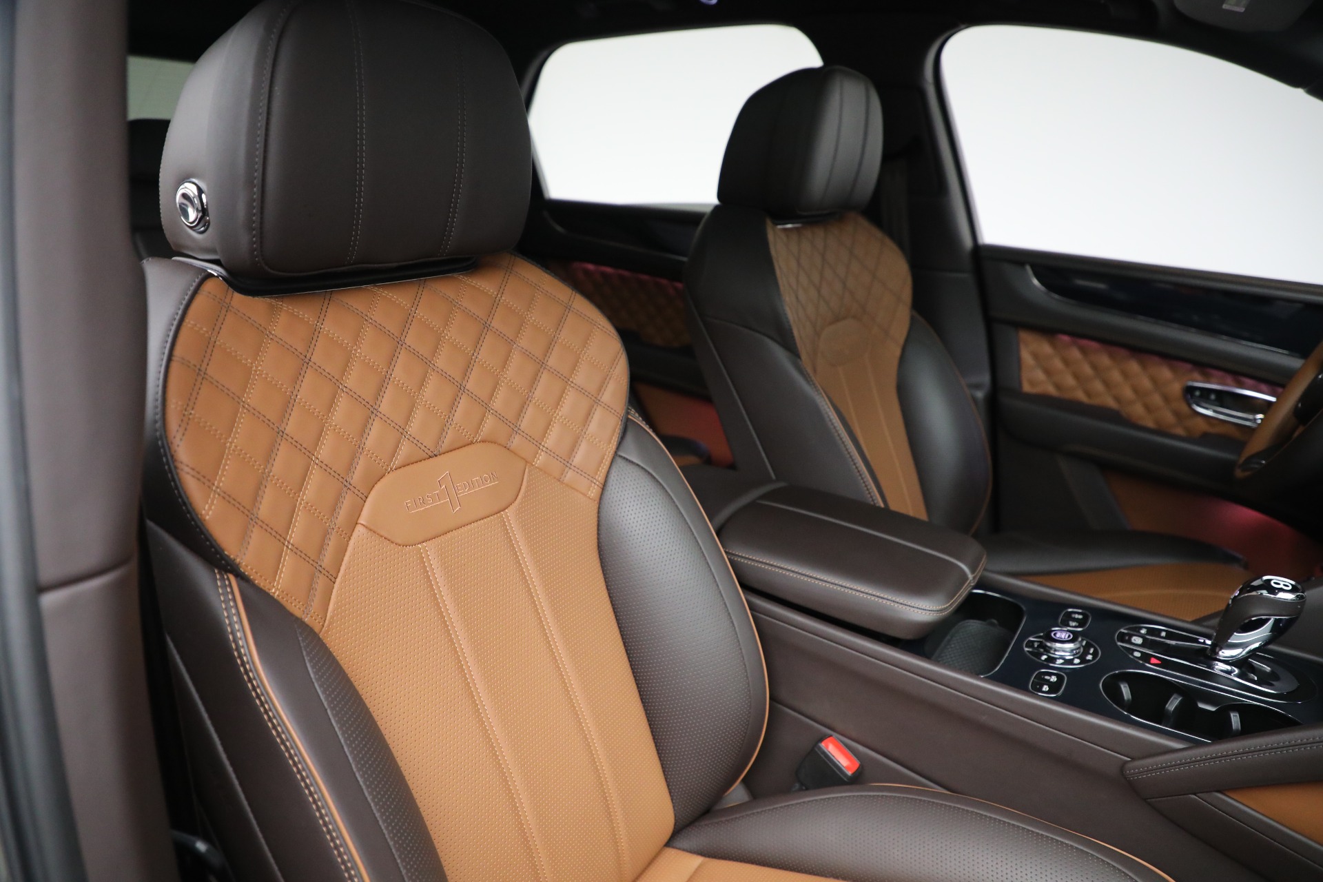 Used-2021-Bentley-Bentayga-V8