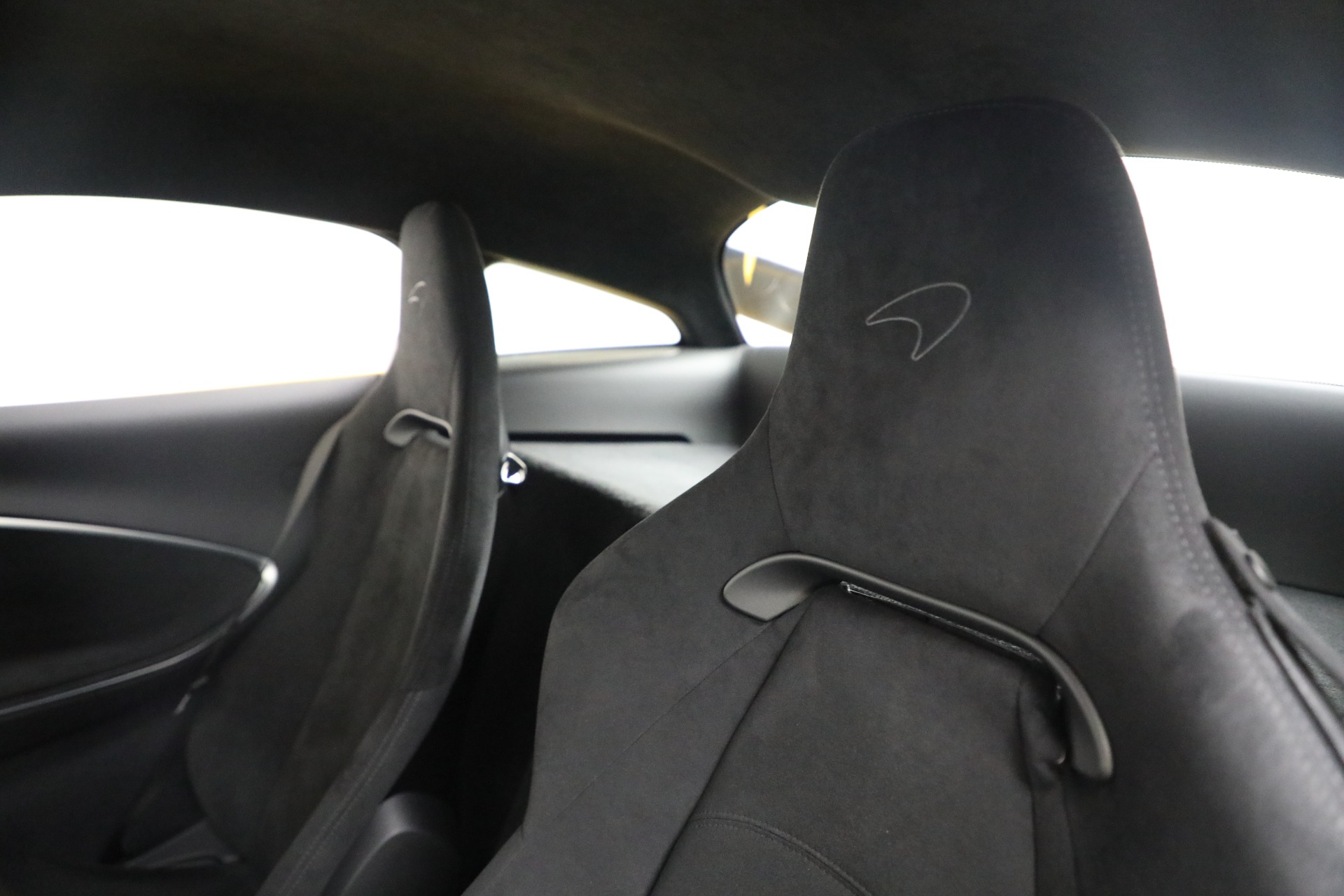 Used-2024-McLaren-Artura