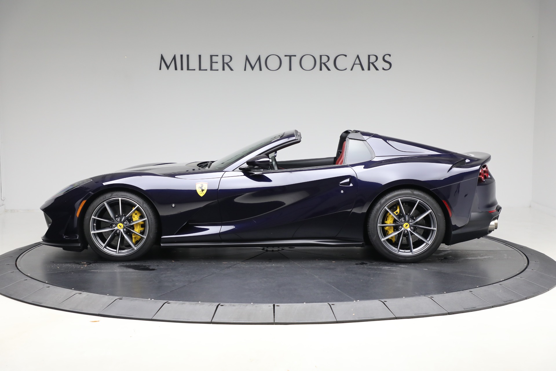 Used-2022-Ferrari-812-GTS