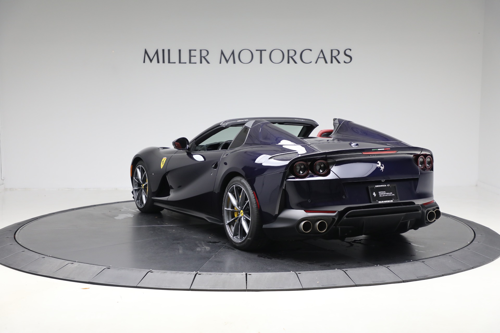 Used-2022-Ferrari-812-GTS