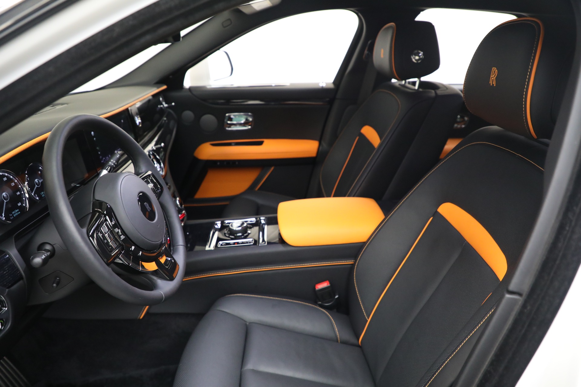 Used-2023-Rolls-Royce-Ghost