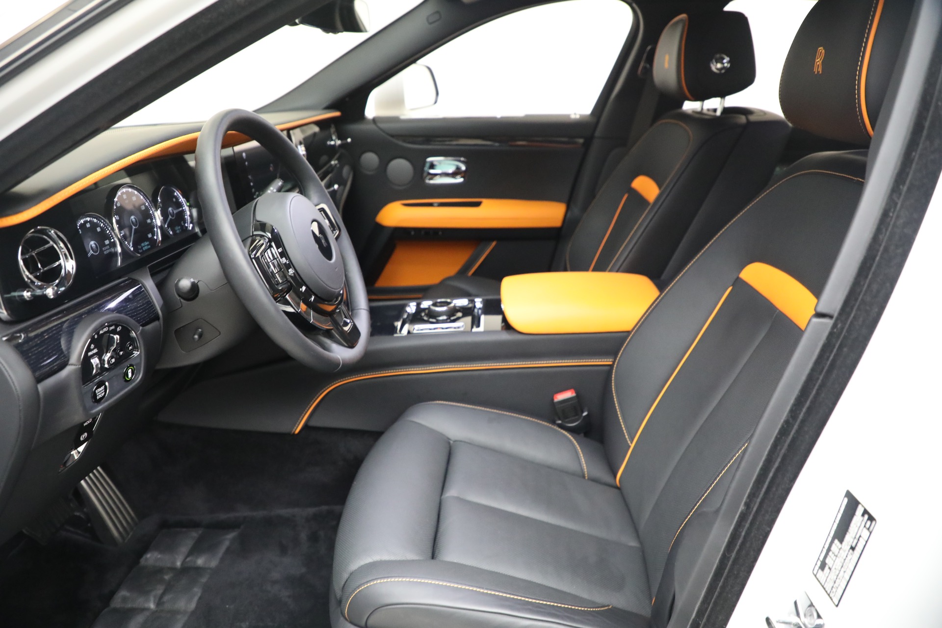 Used-2023-Rolls-Royce-Ghost