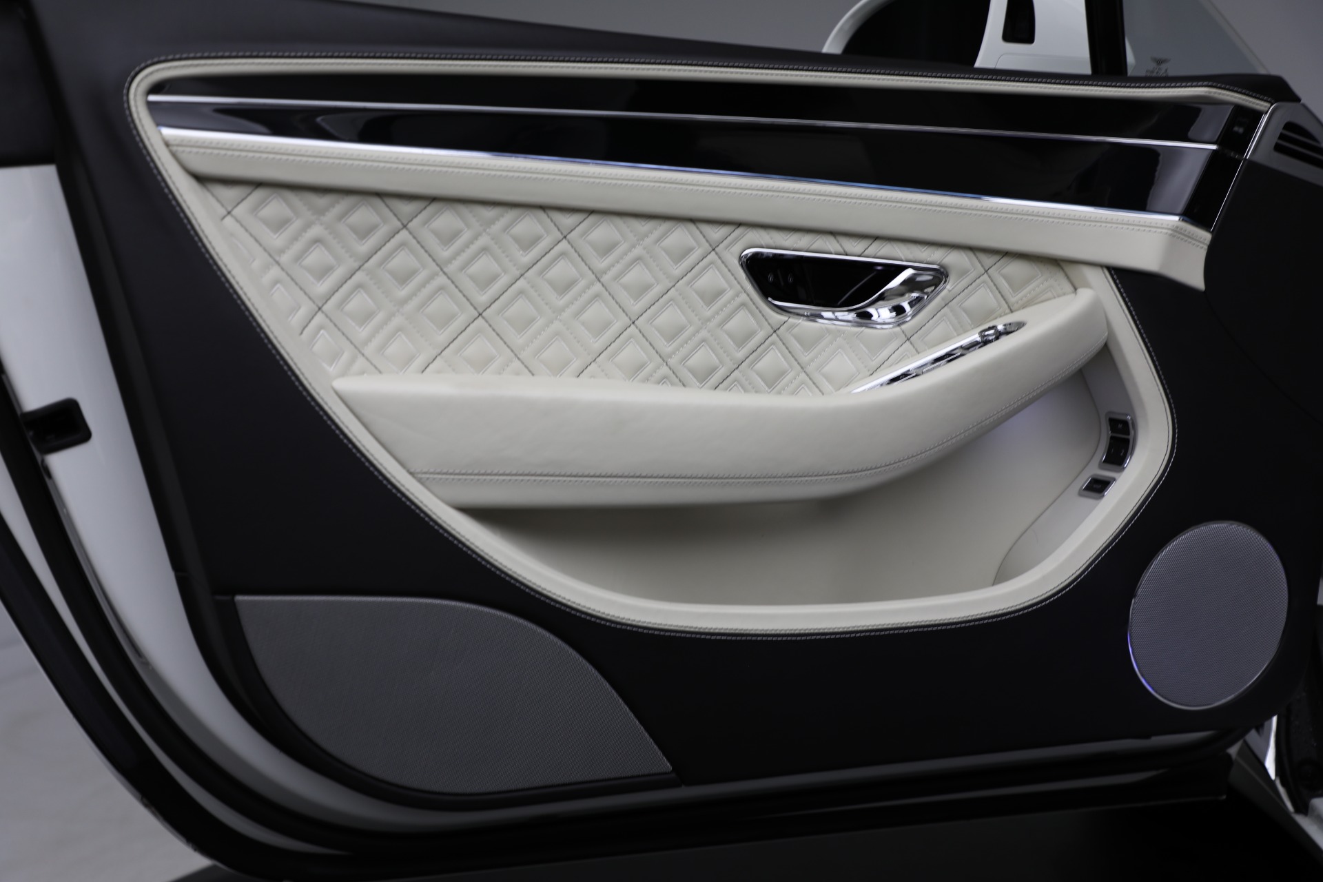 Used-2020-Bentley-Continental-GTC-First-Edition