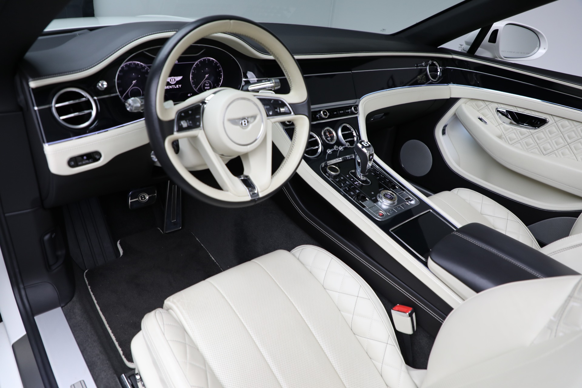 Used-2020-Bentley-Continental-GTC-First-Edition