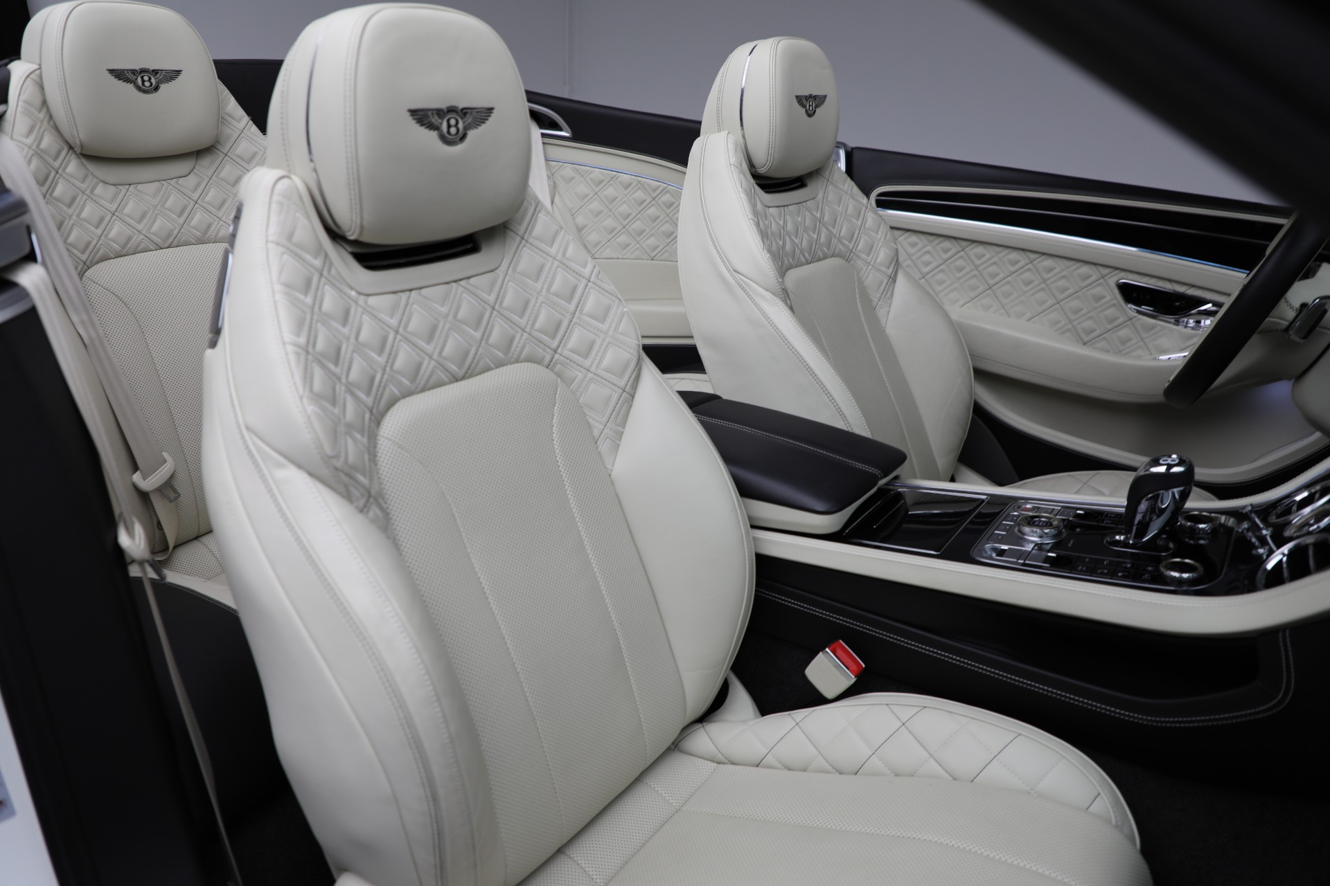 Used-2020-Bentley-Continental-GTC-First-Edition