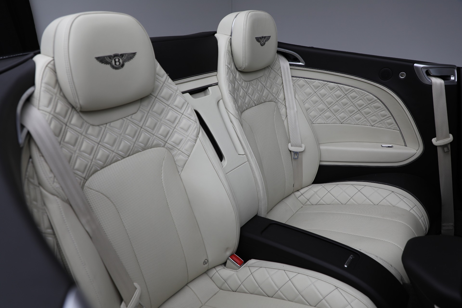 Used-2020-Bentley-Continental-GTC-First-Edition