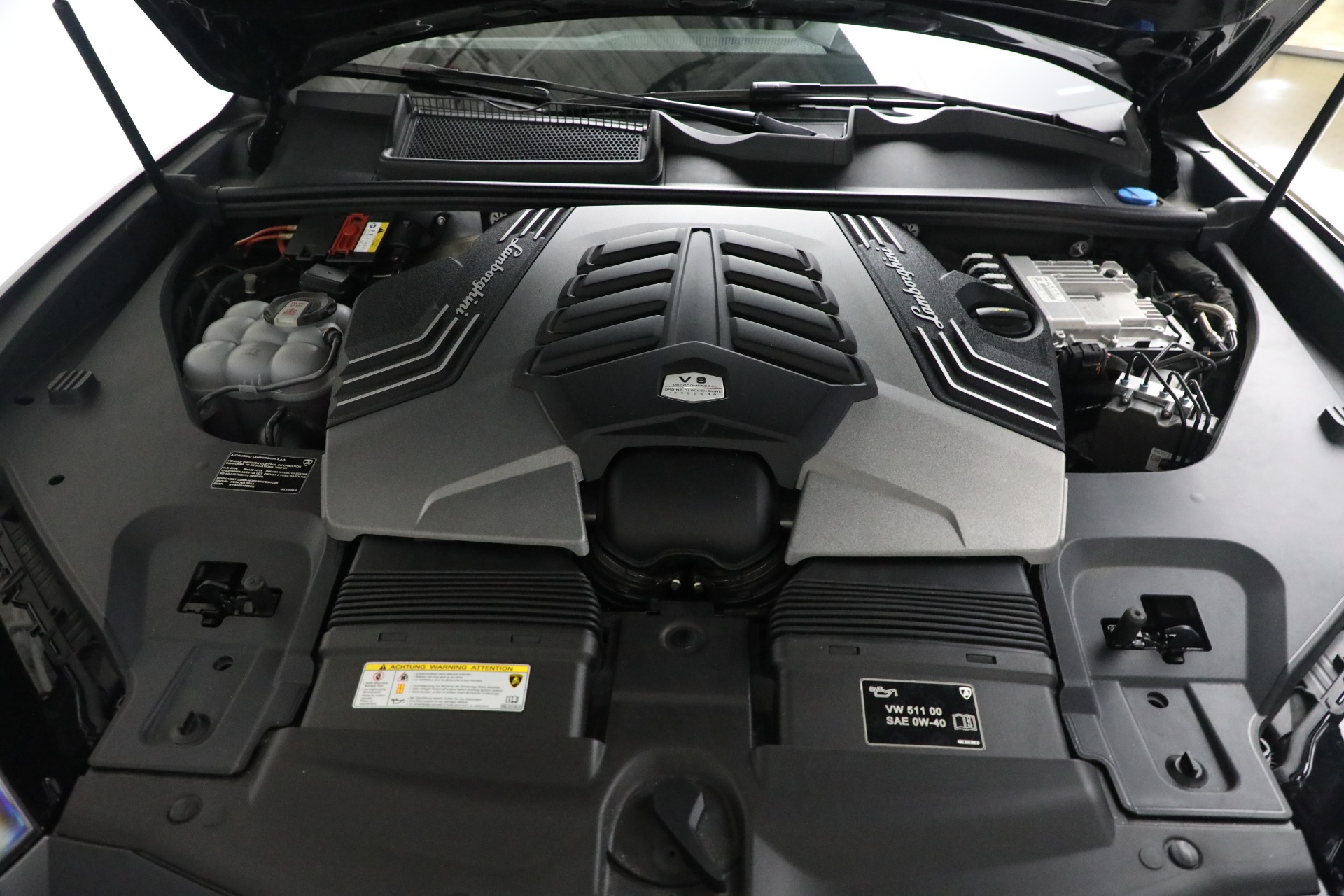 Used-2022-Lamborghini-Urus