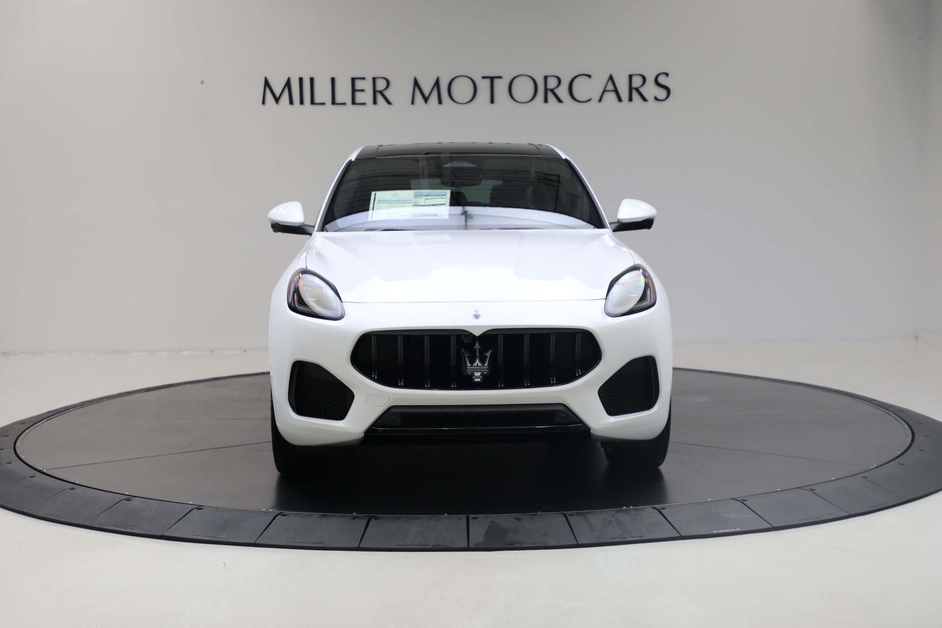 Used-2025-Maserati-Grecale-Modena