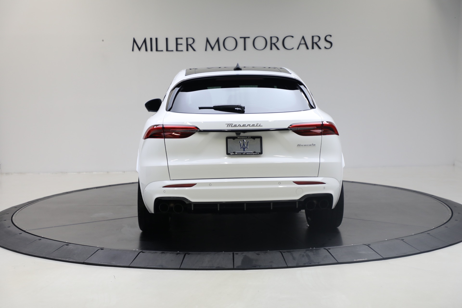 Used-2025-Maserati-Grecale-Modena
