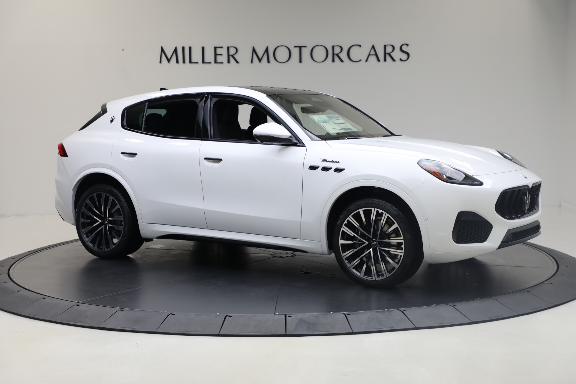 Used-2025-Maserati-Grecale-Modena