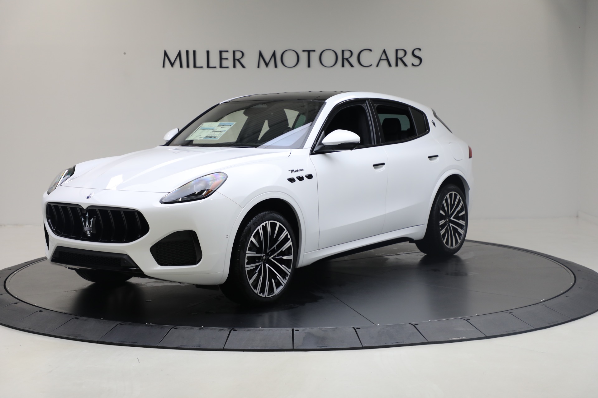 Used-2025-Maserati-Grecale-Modena