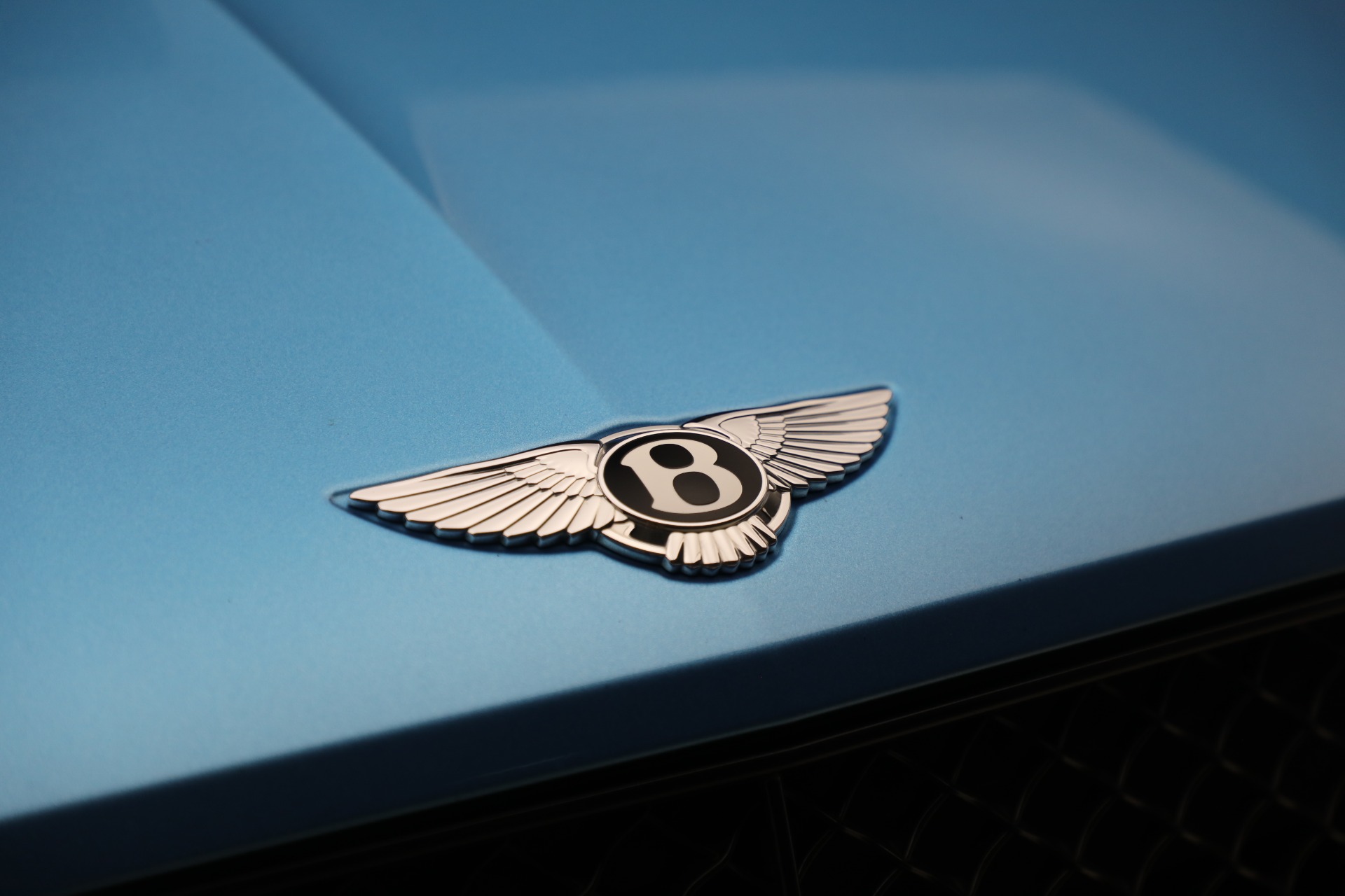Used-2021-Bentley-Bentayga-V8