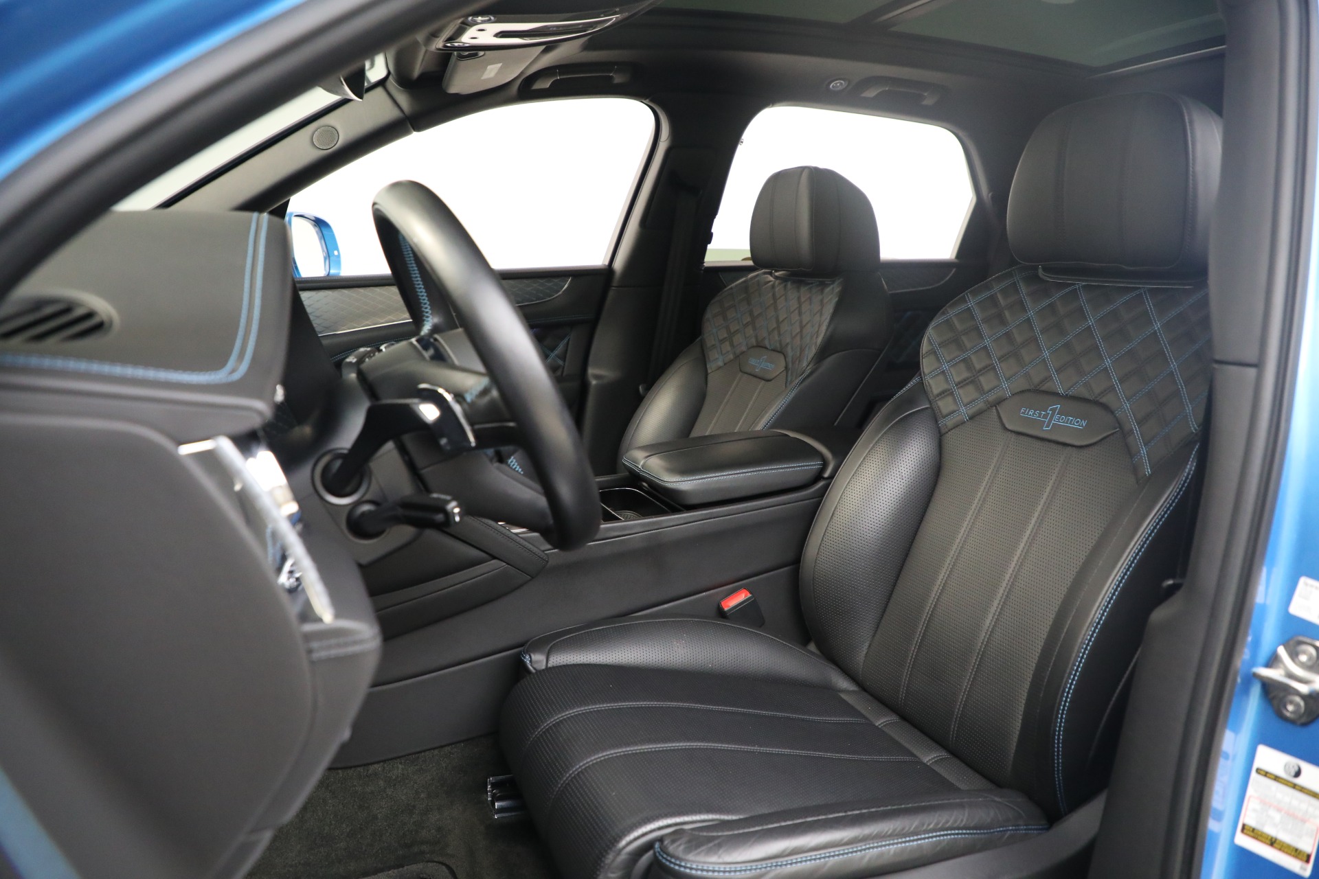 Used-2021-Bentley-Bentayga-V8