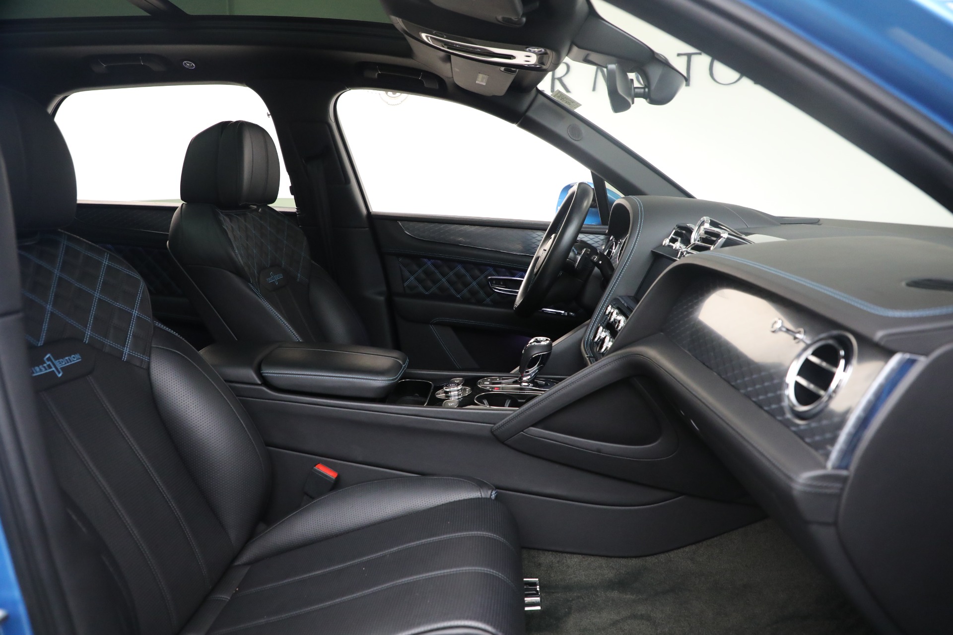 Used-2021-Bentley-Bentayga-V8
