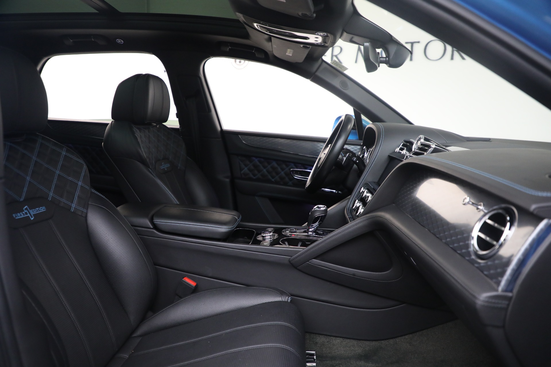 Used-2021-Bentley-Bentayga-V8