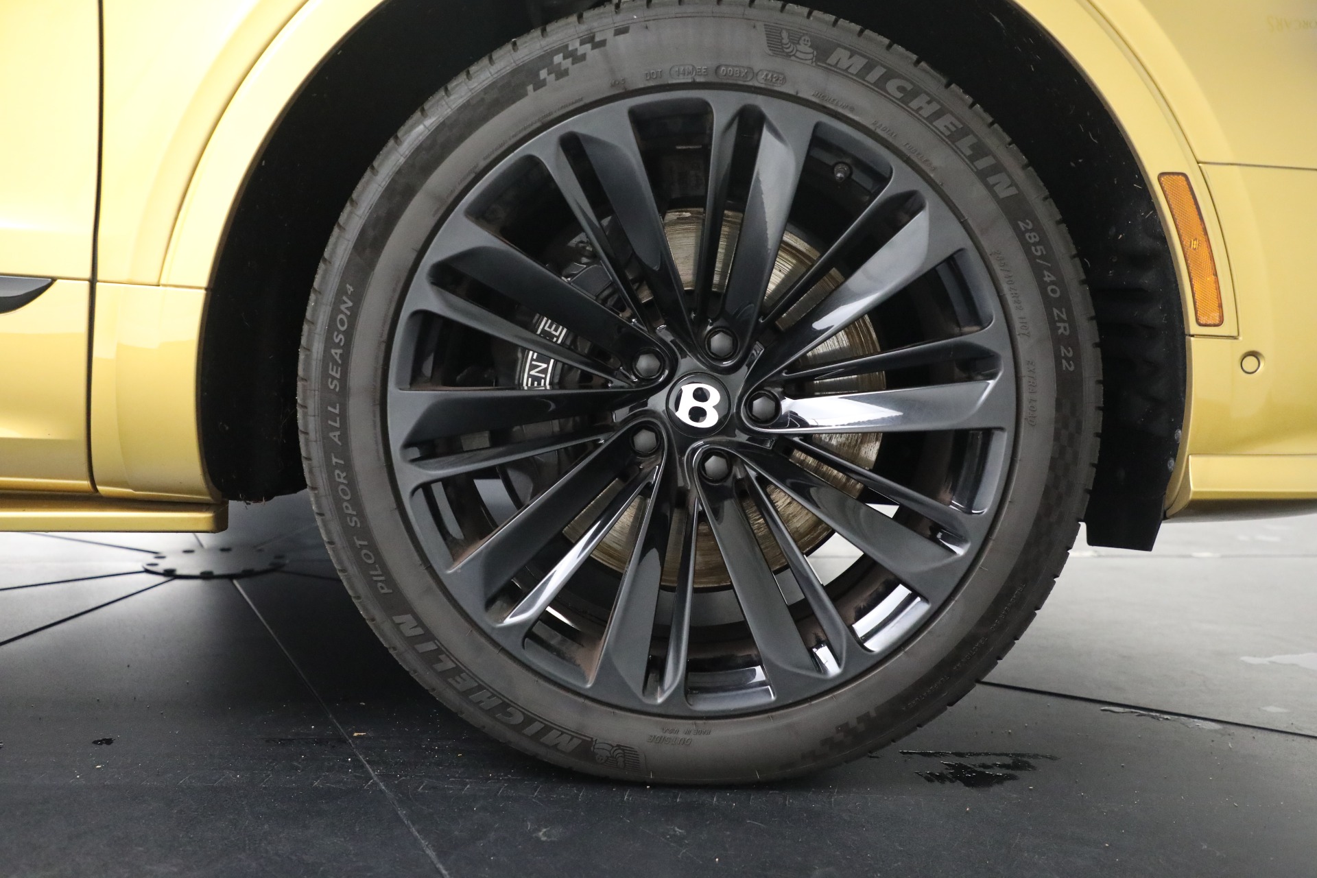 Used-2022-Bentley-Bentayga-Speed