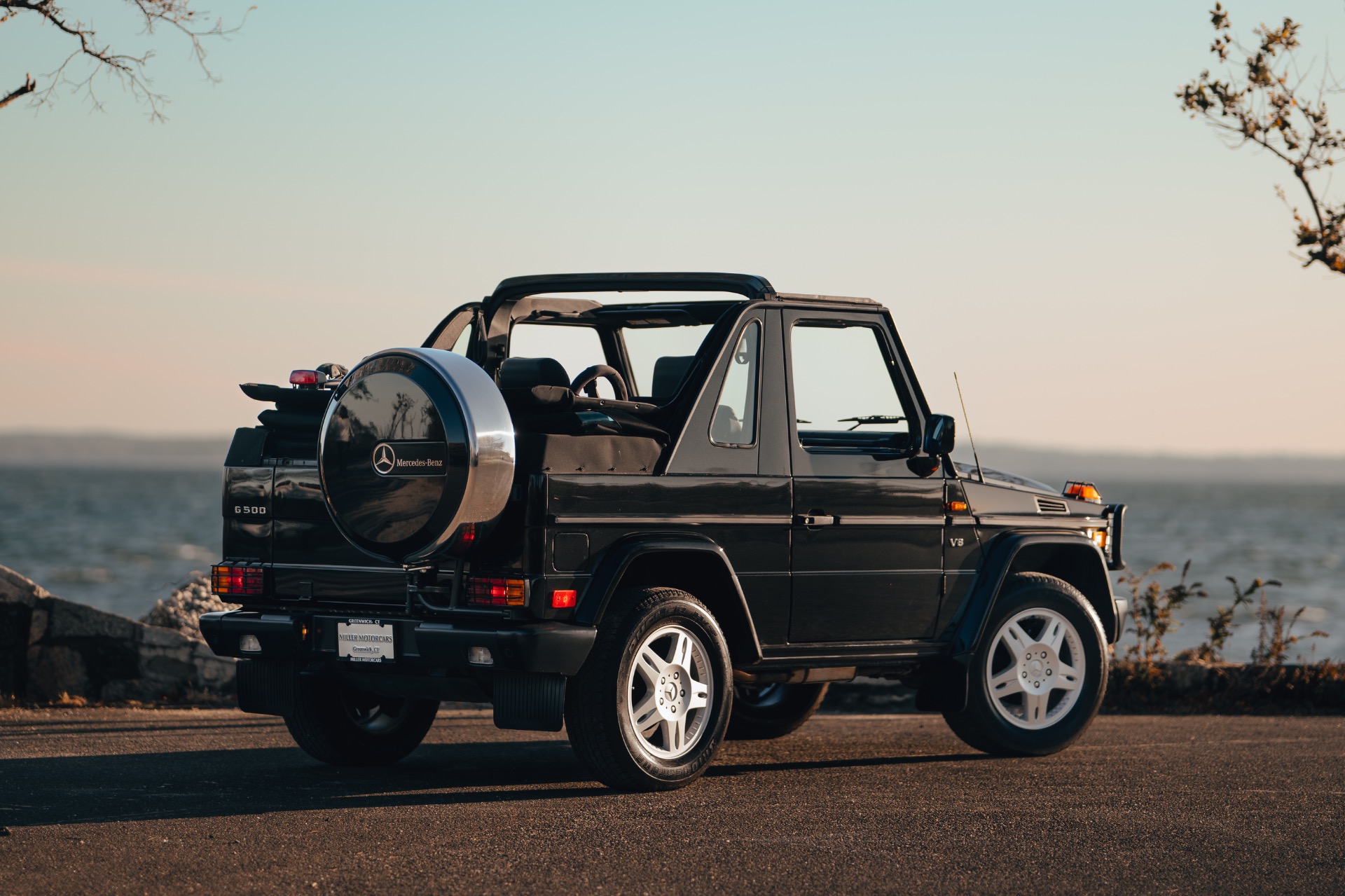 Used-2000-Mercedes-Benz-G500