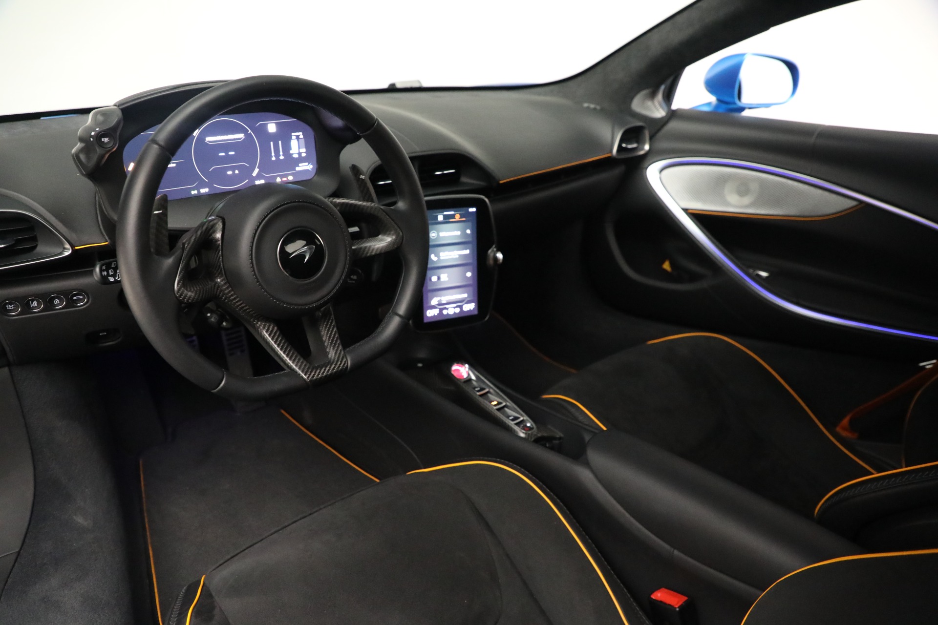 Used-2024-McLaren-Artura-Vision