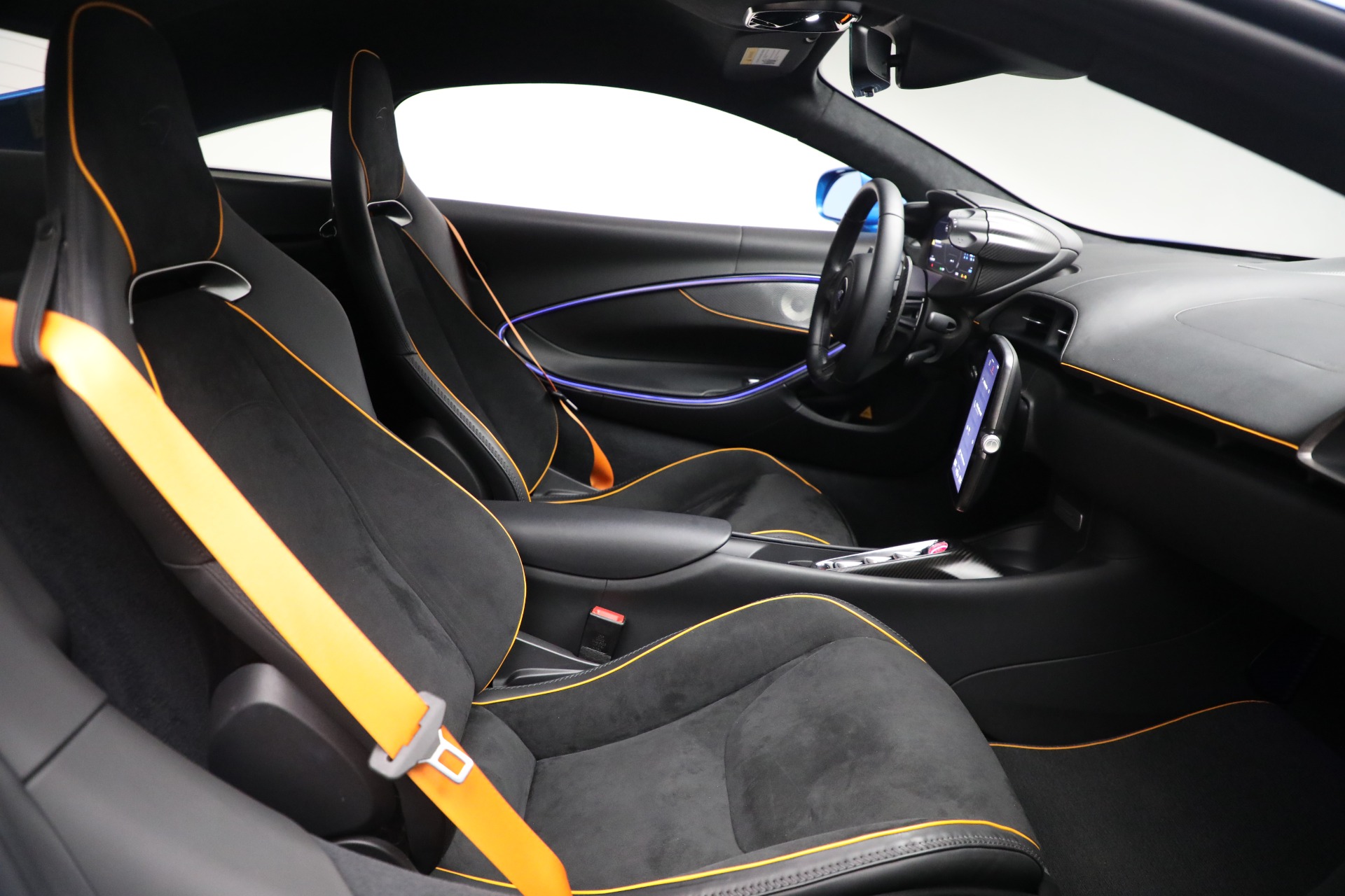 Used-2024-McLaren-Artura-Vision