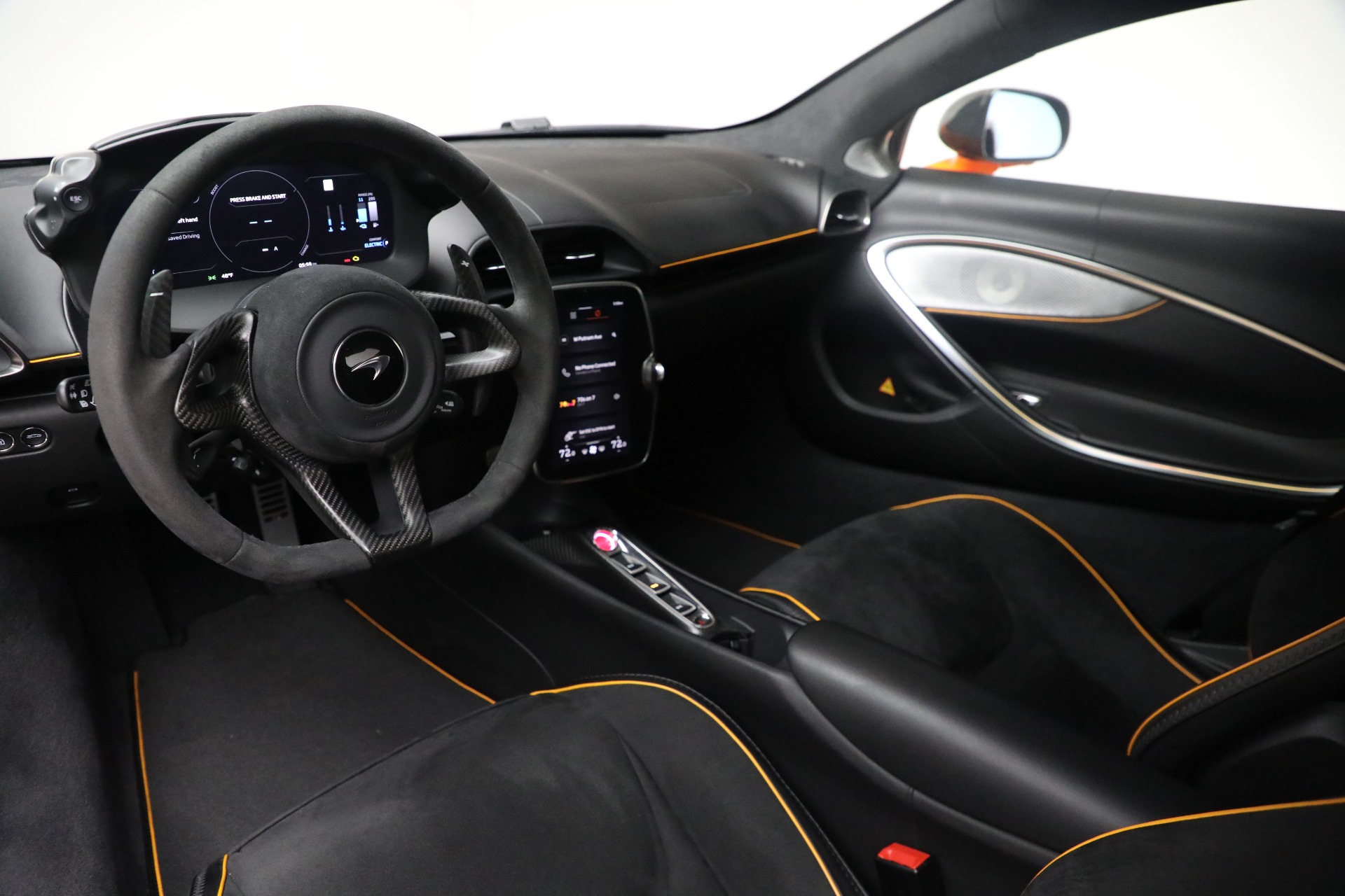 Used-2023-McLaren-Artura-Vision