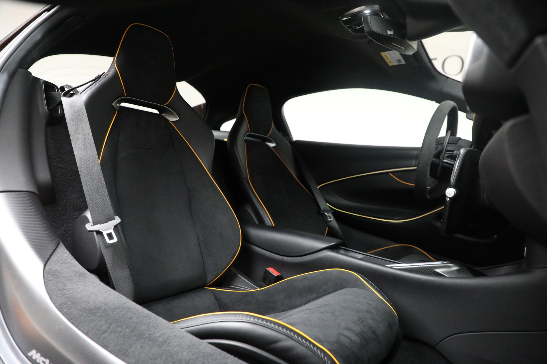 Used-2023-McLaren-Artura-Vision