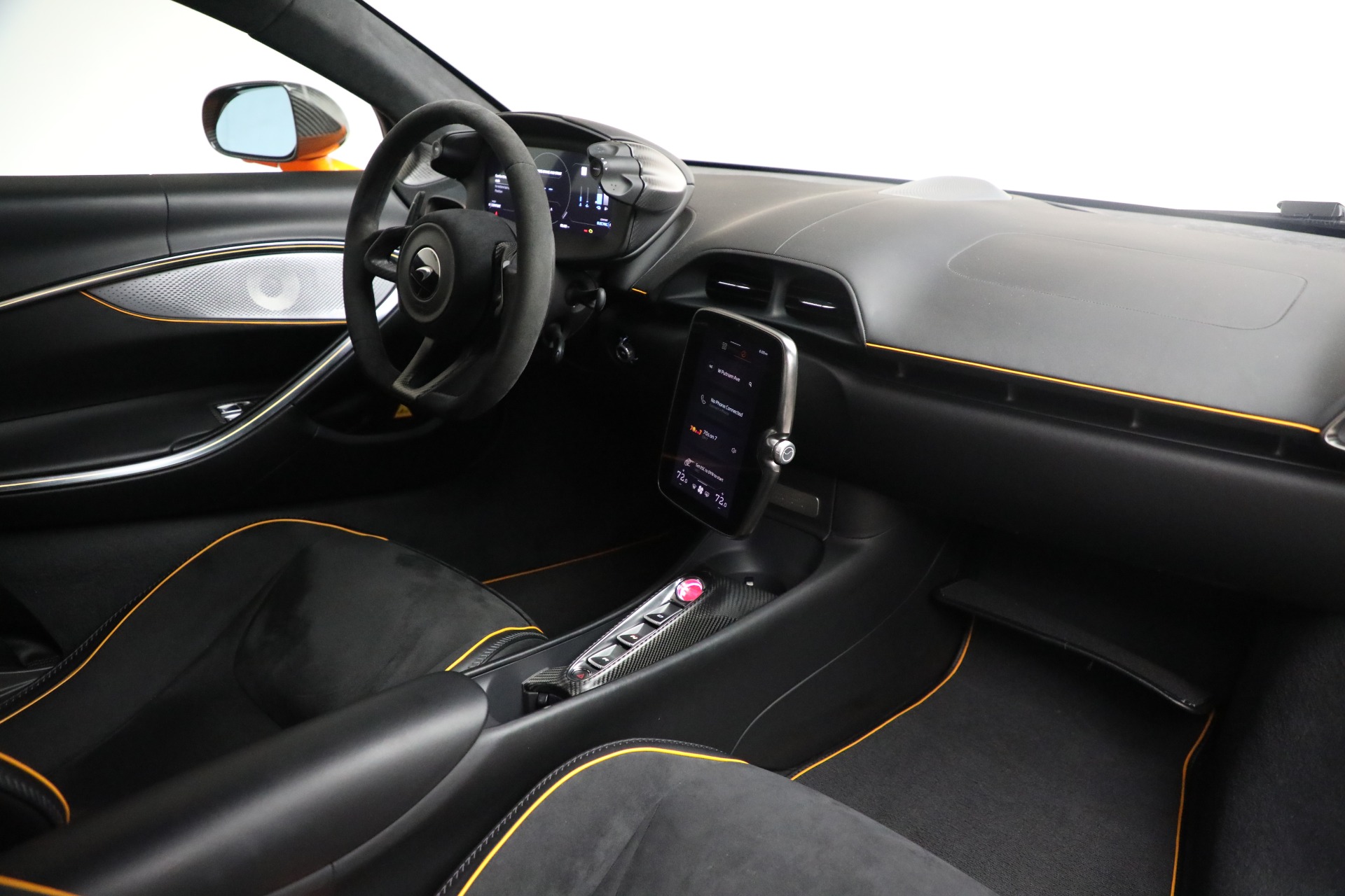 Used-2023-McLaren-Artura-Vision