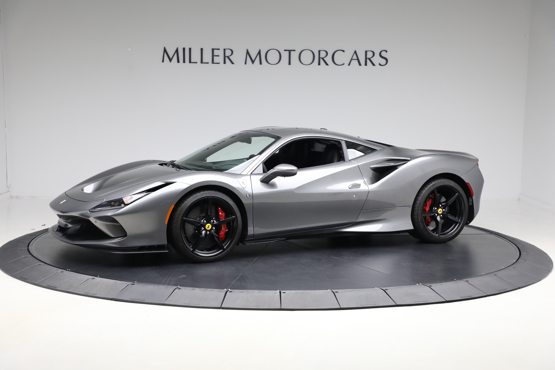 Used-2022-Ferrari-F8-Tributo