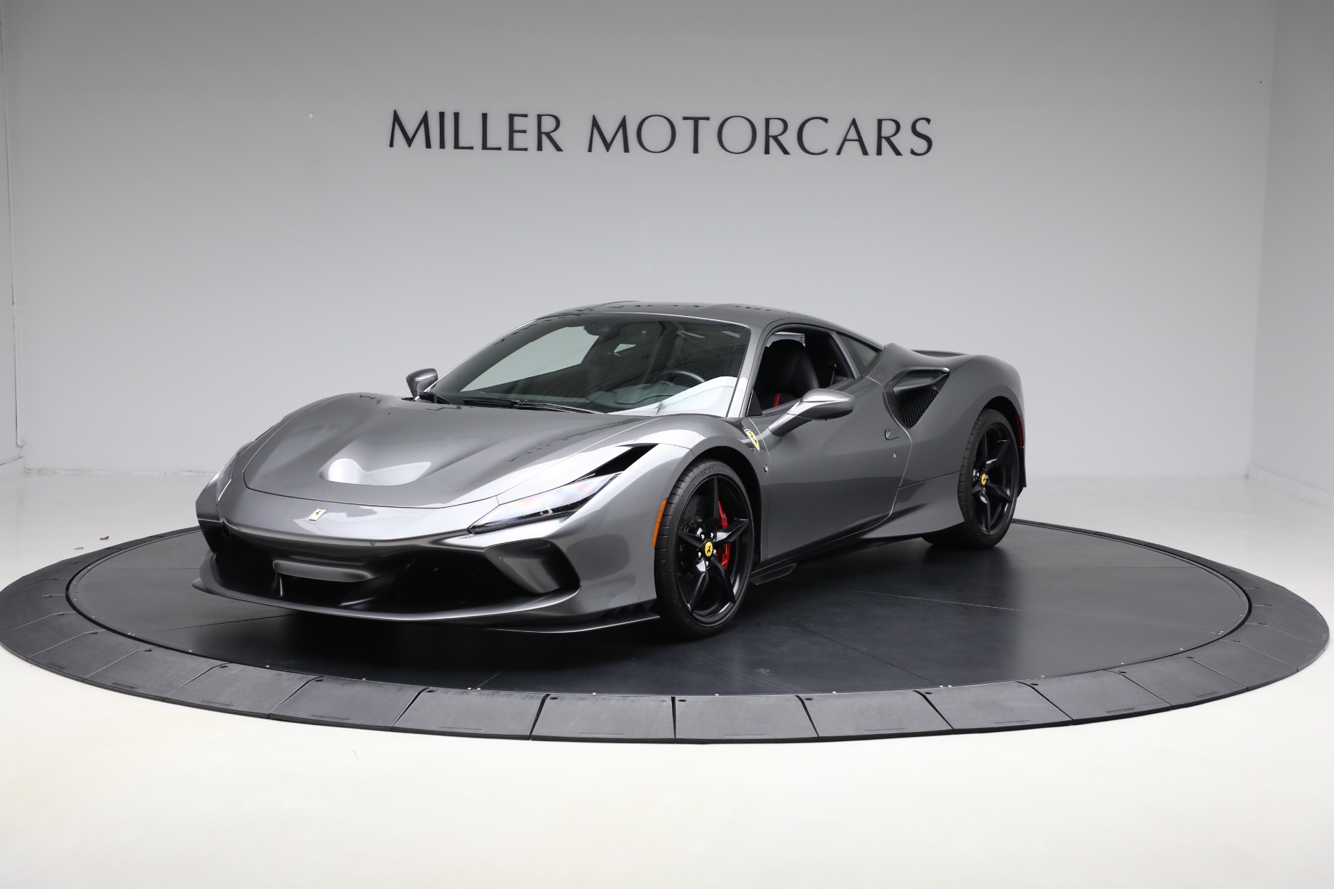 Used-2022-Ferrari-F8-Tributo