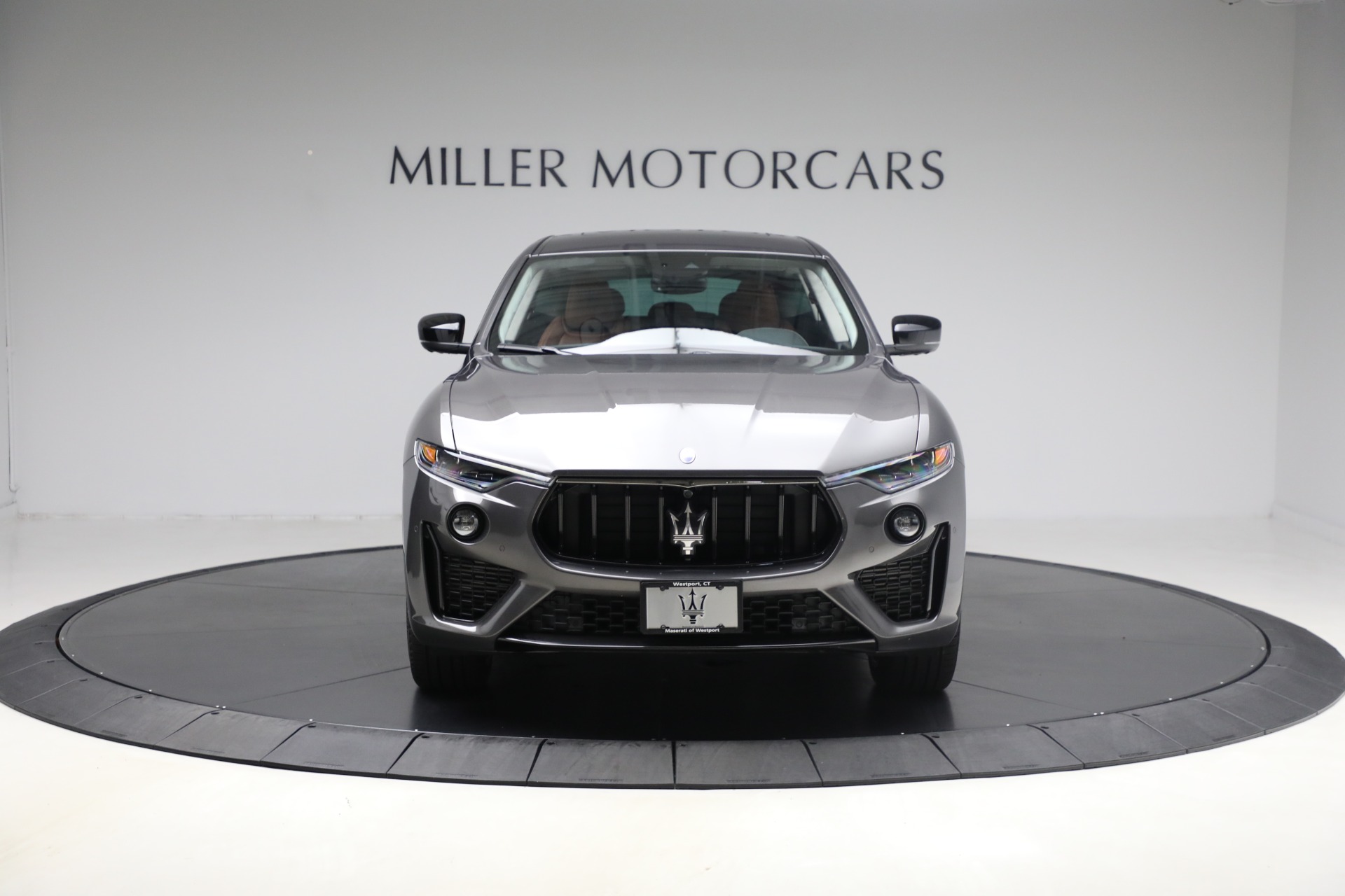 Used-2022-Maserati-Levante-Modena