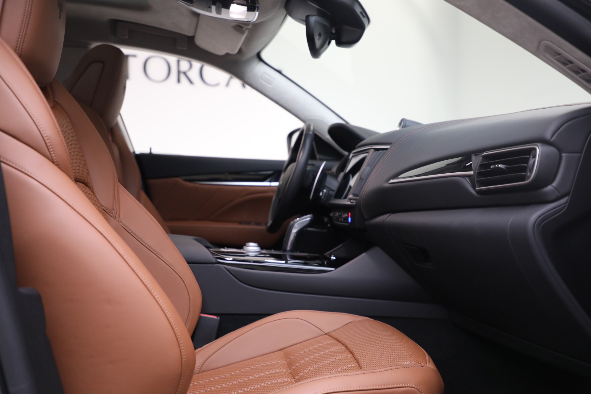 Used-2022-Maserati-Levante-Modena