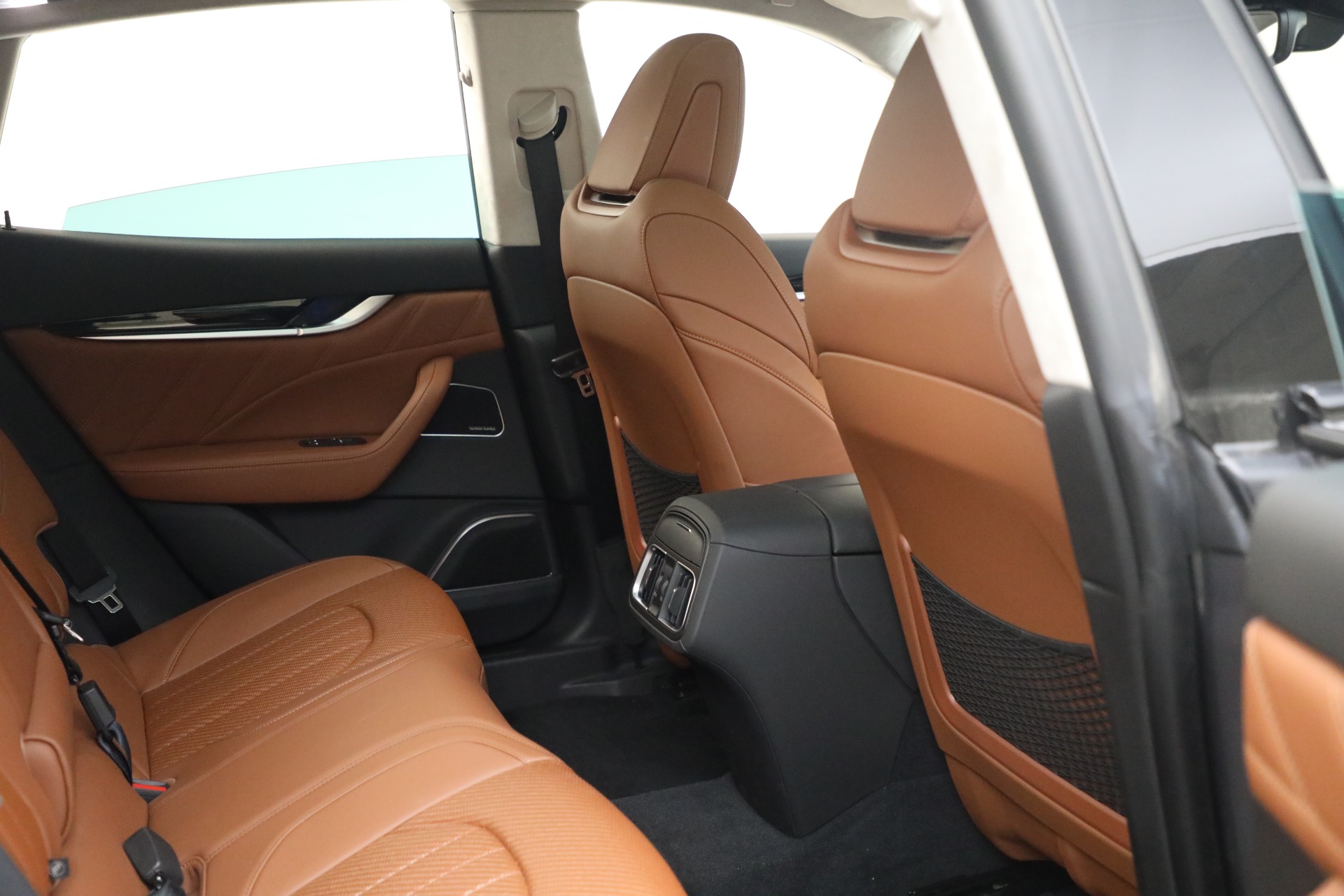 Used-2022-Maserati-Levante-Modena