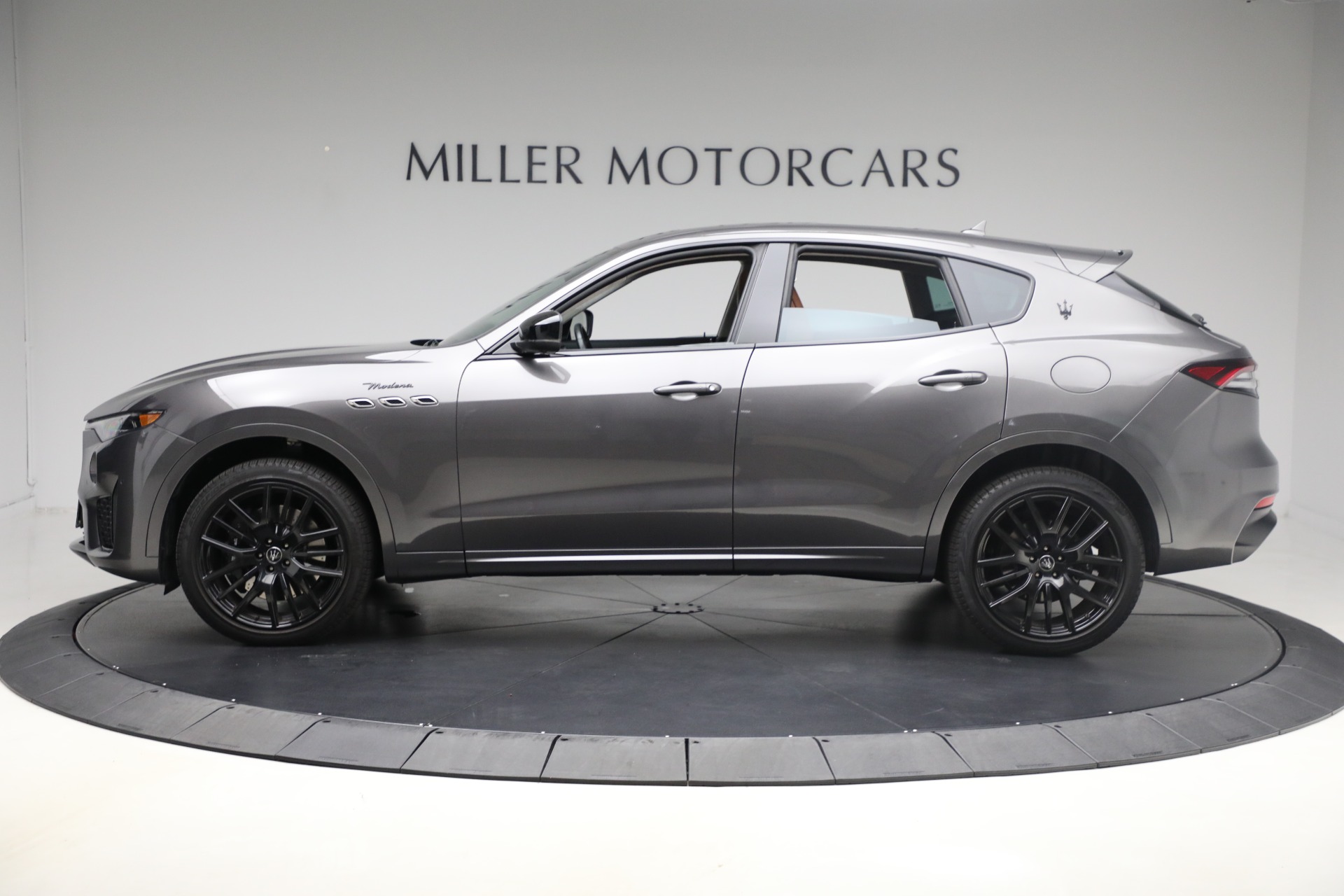 Used-2022-Maserati-Levante-Modena
