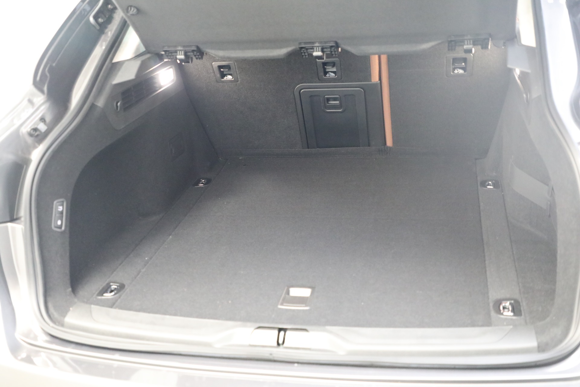 Used-2022-Maserati-Levante-Modena