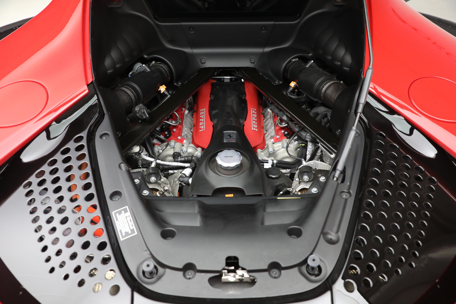 Used-2022-Ferrari-SF90-Stradale