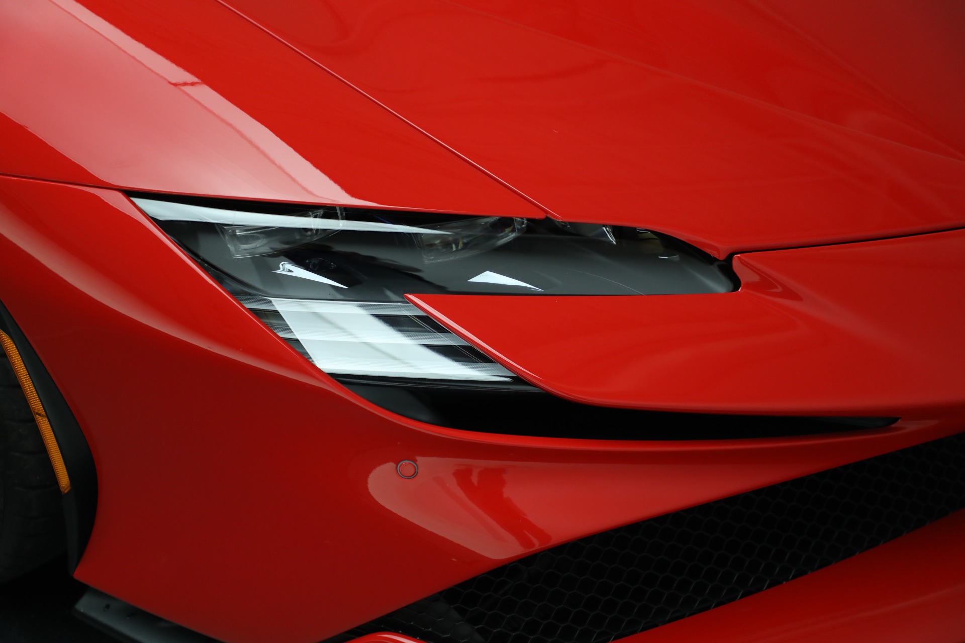 Used-2022-Ferrari-SF90-Stradale