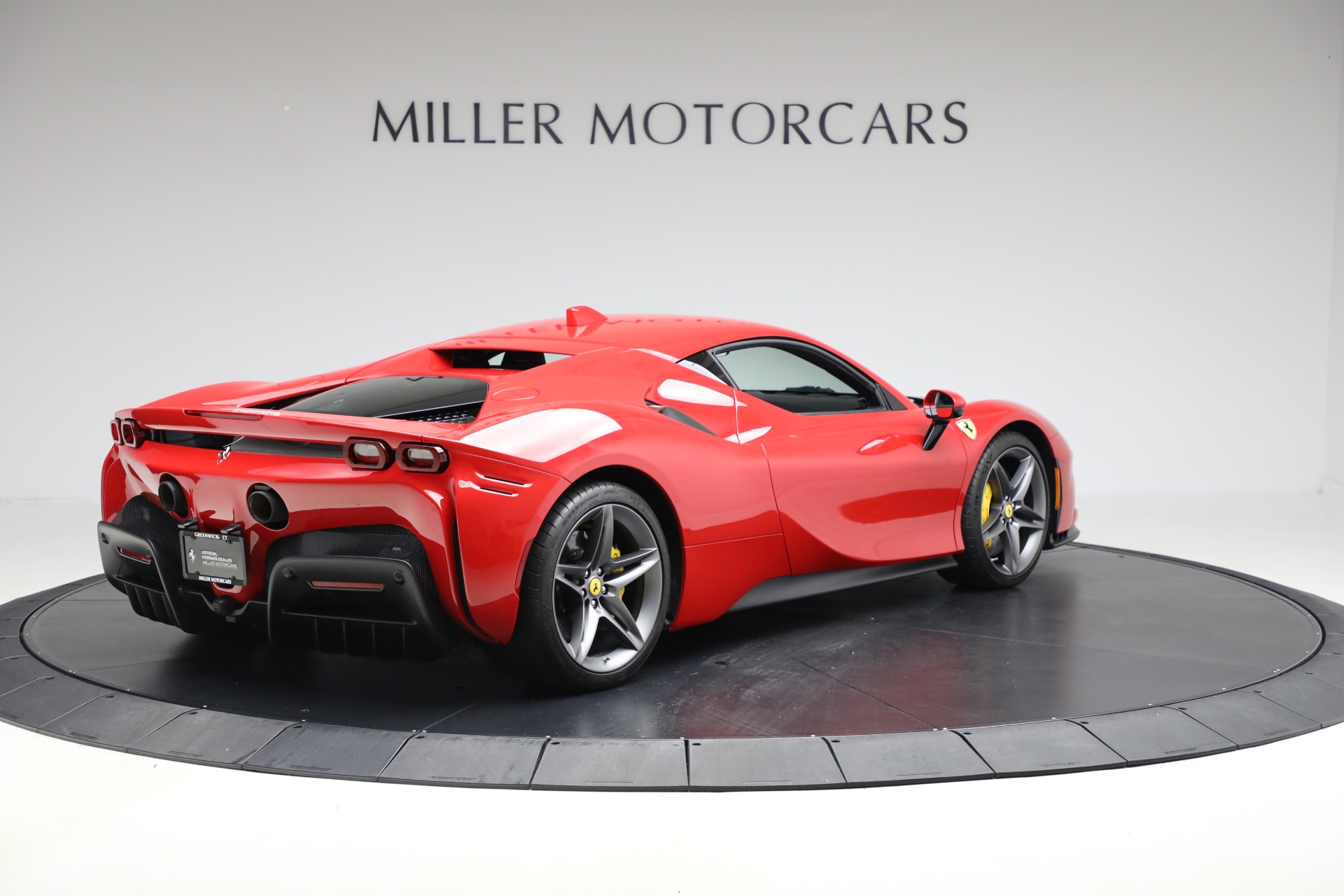 Used-2022-Ferrari-SF90-Stradale