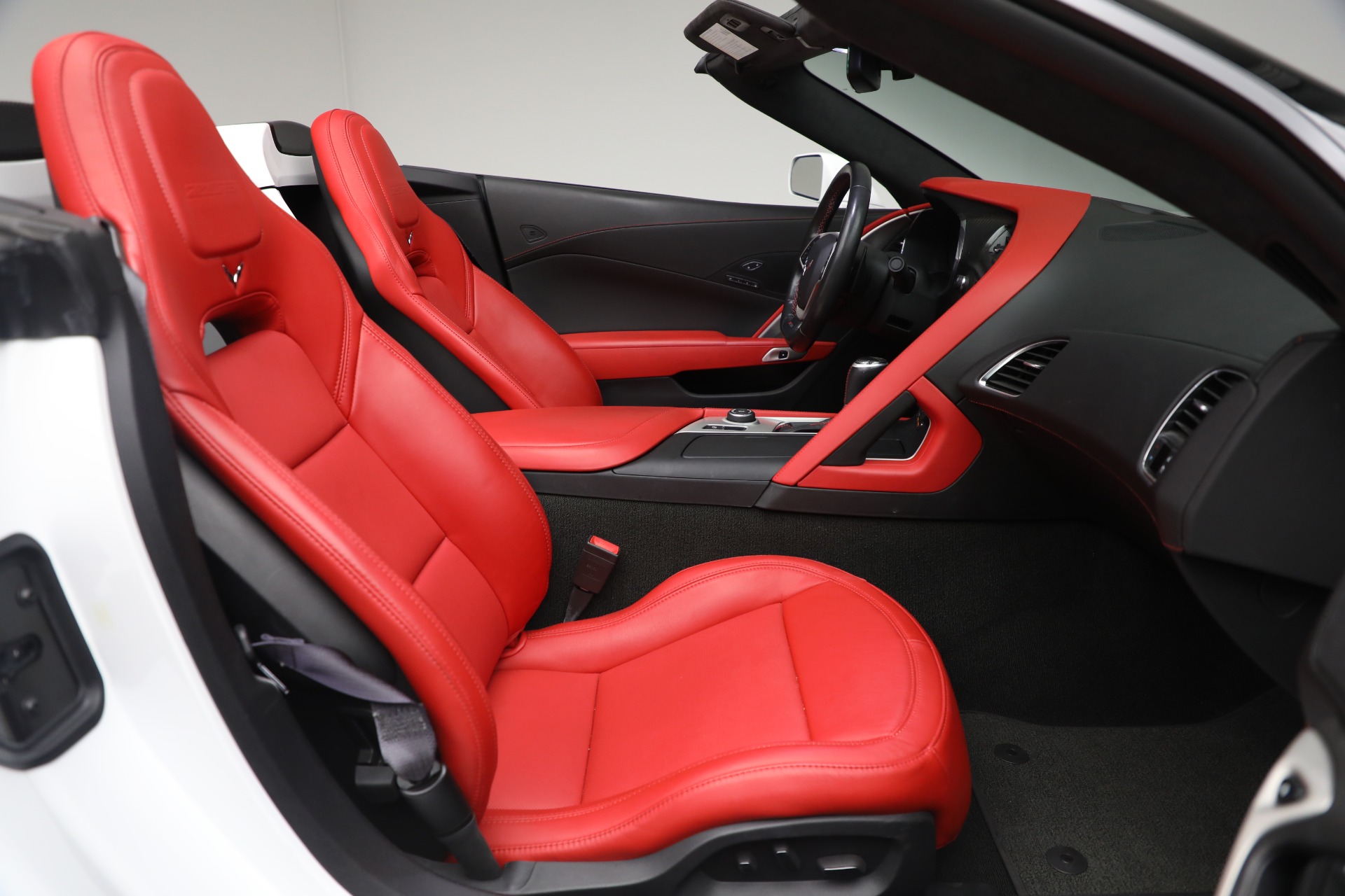 Used-2015-Chevrolet-Corvette-Z06