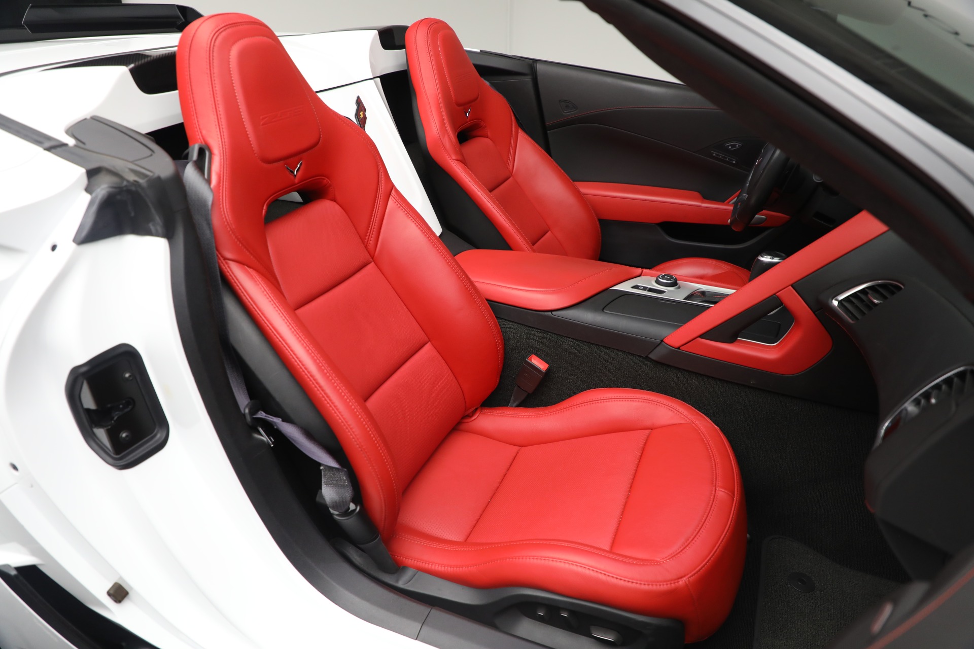 Used-2015-Chevrolet-Corvette-Z06