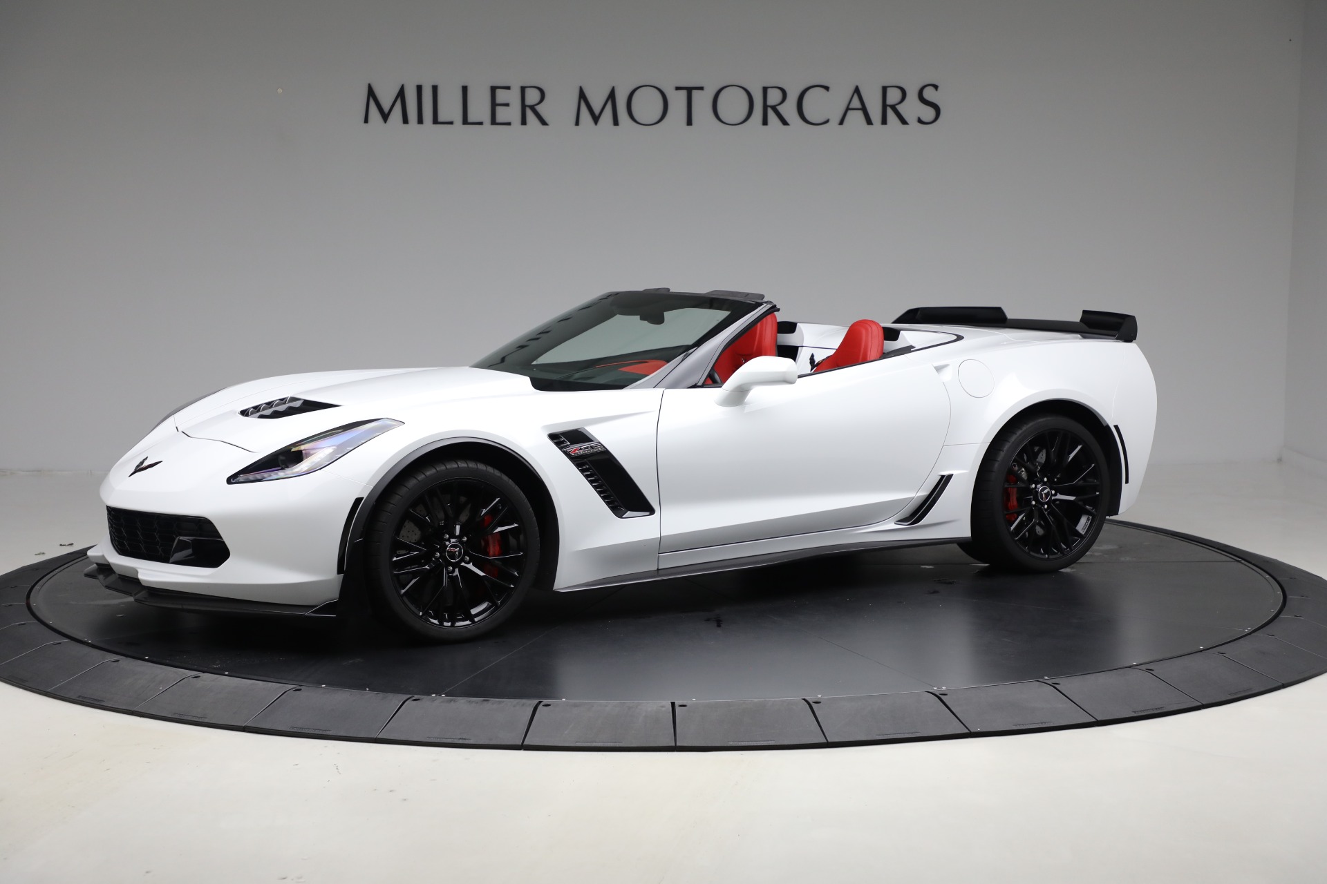 Used-2015-Chevrolet-Corvette-Z06