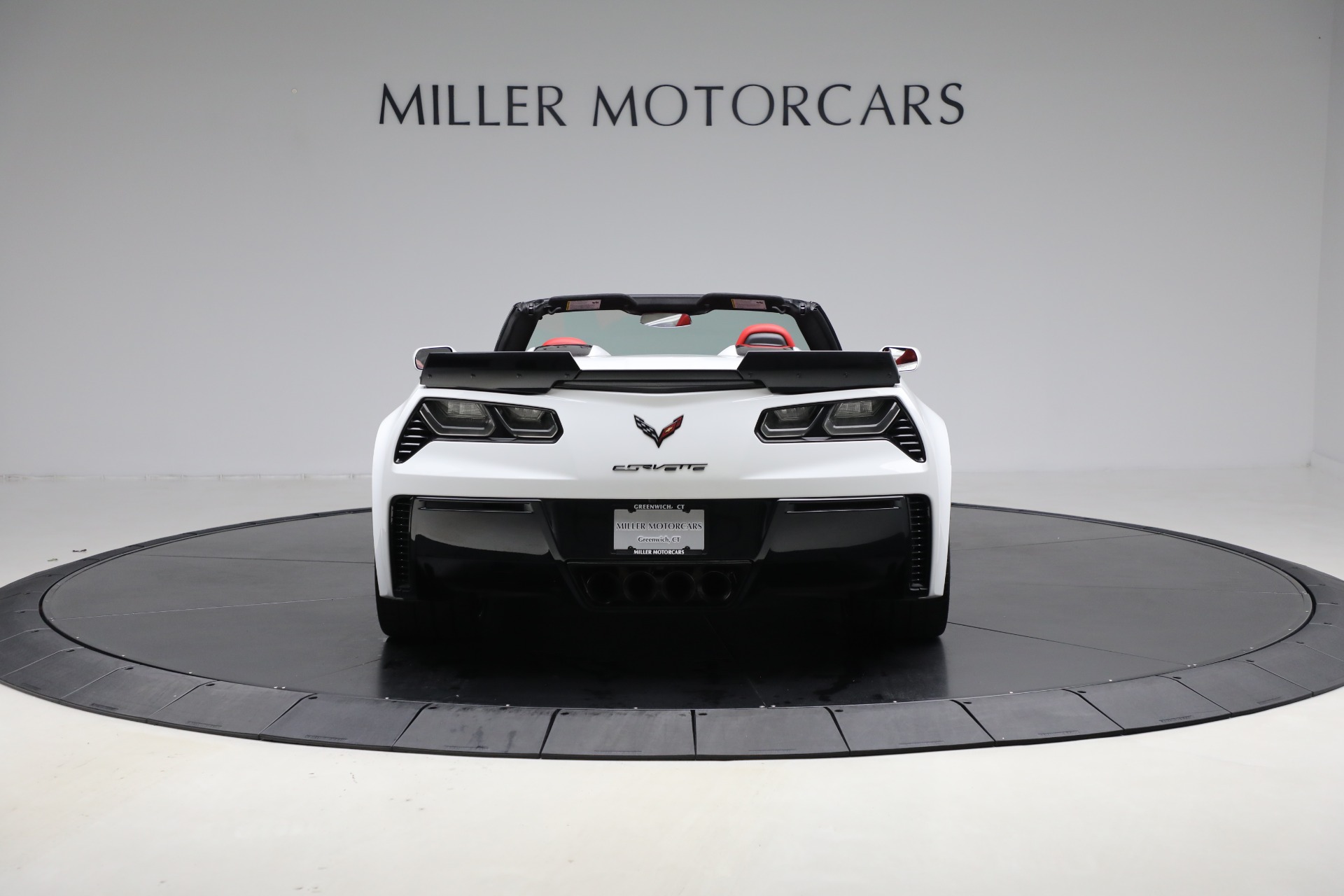 Used-2015-Chevrolet-Corvette-Z06