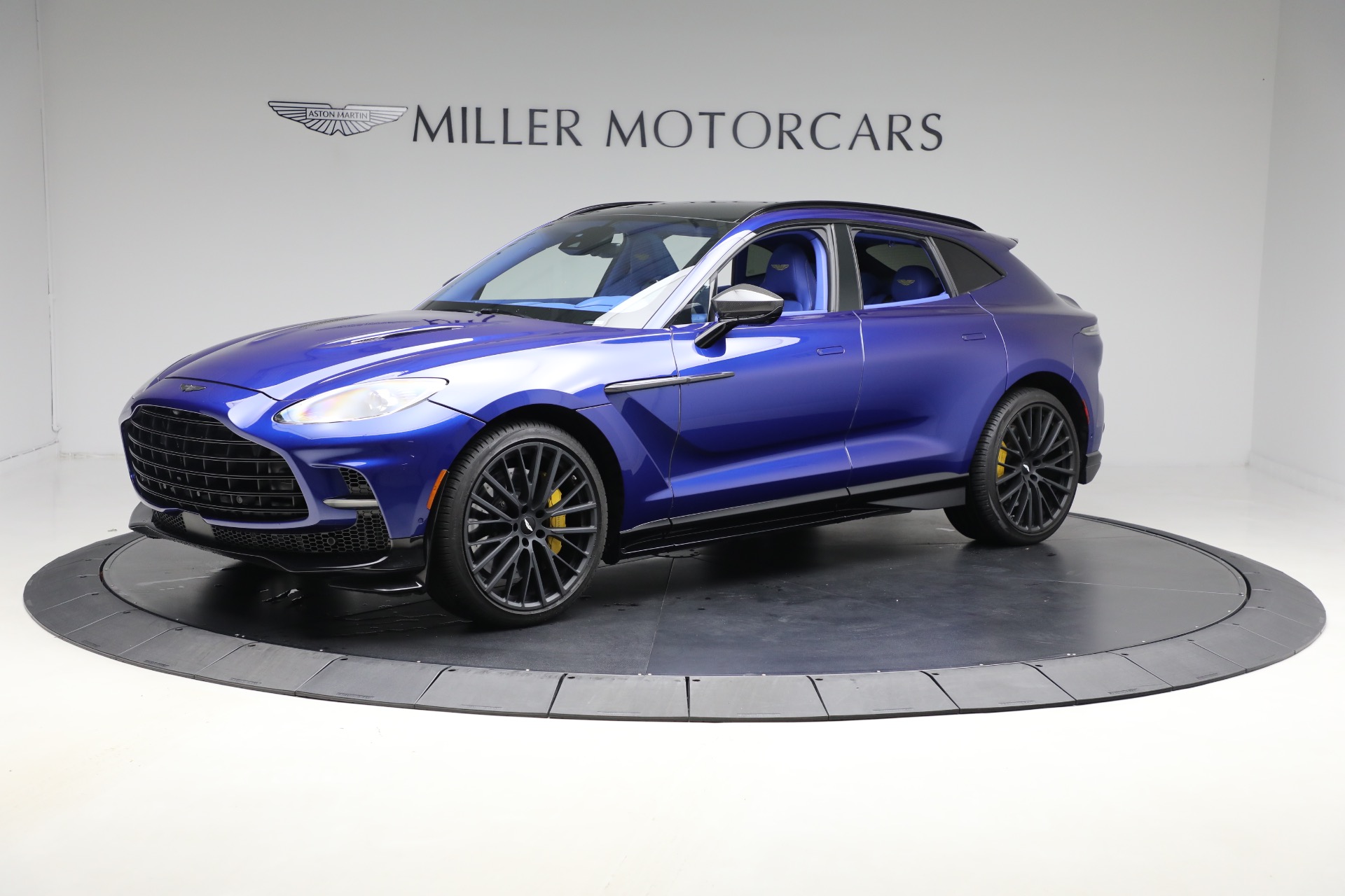 Used-2024-Aston-Martin-DBX-707