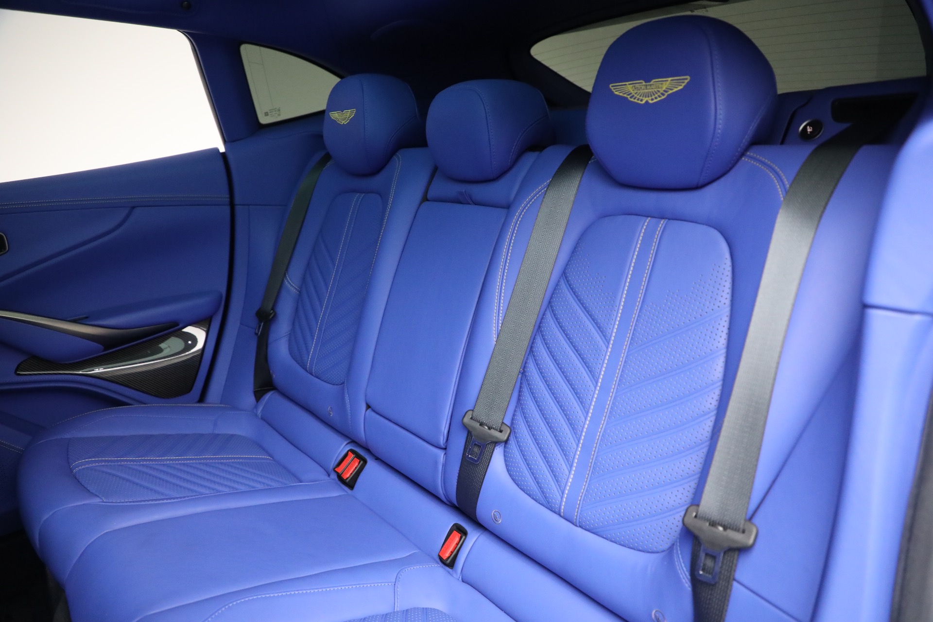 Used-2024-Aston-Martin-DBX-707