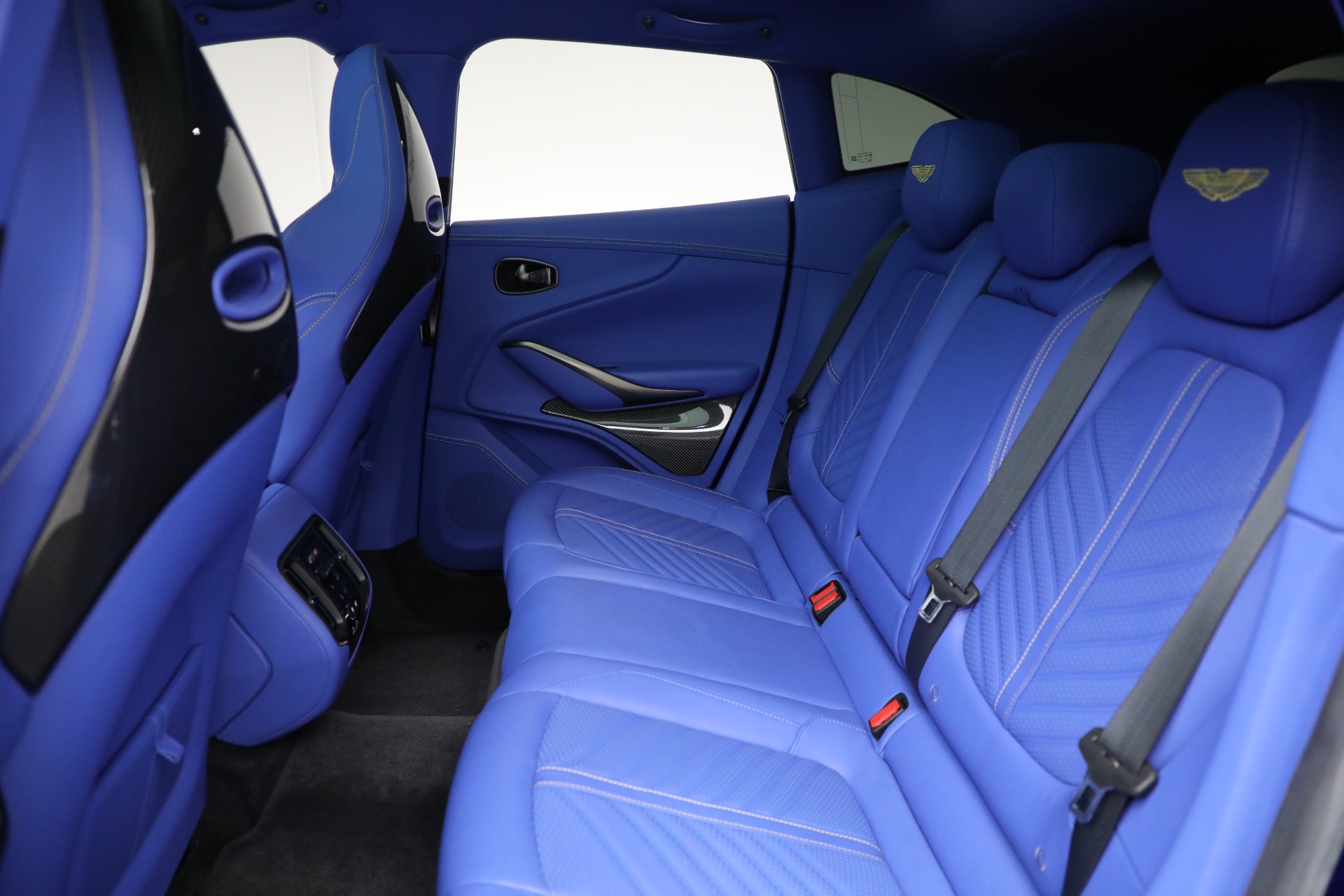 Used-2024-Aston-Martin-DBX-707