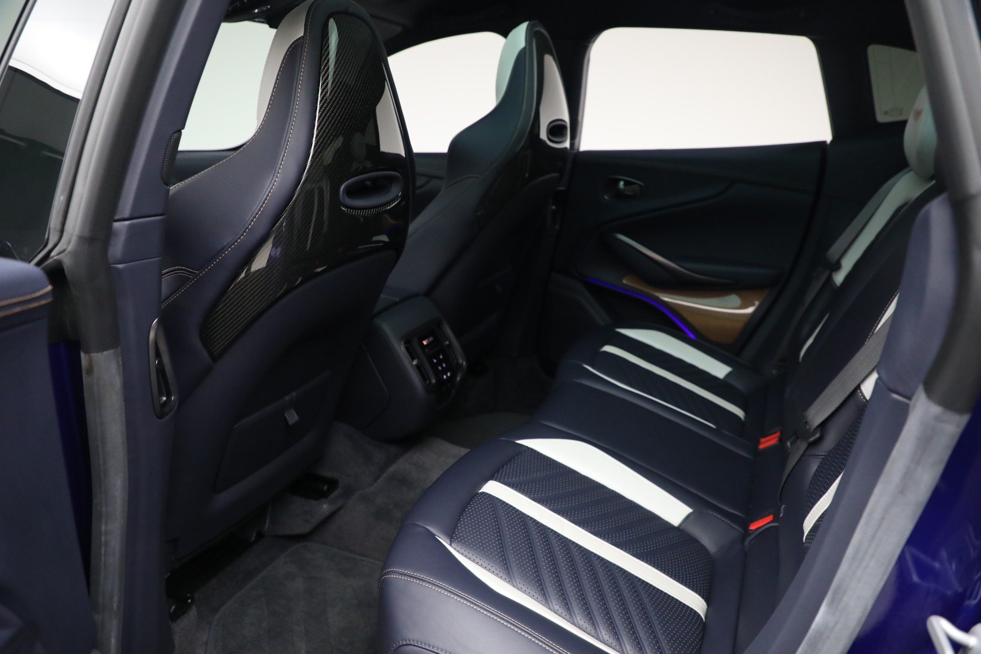 Used-2024-Aston-Martin-DBX-707